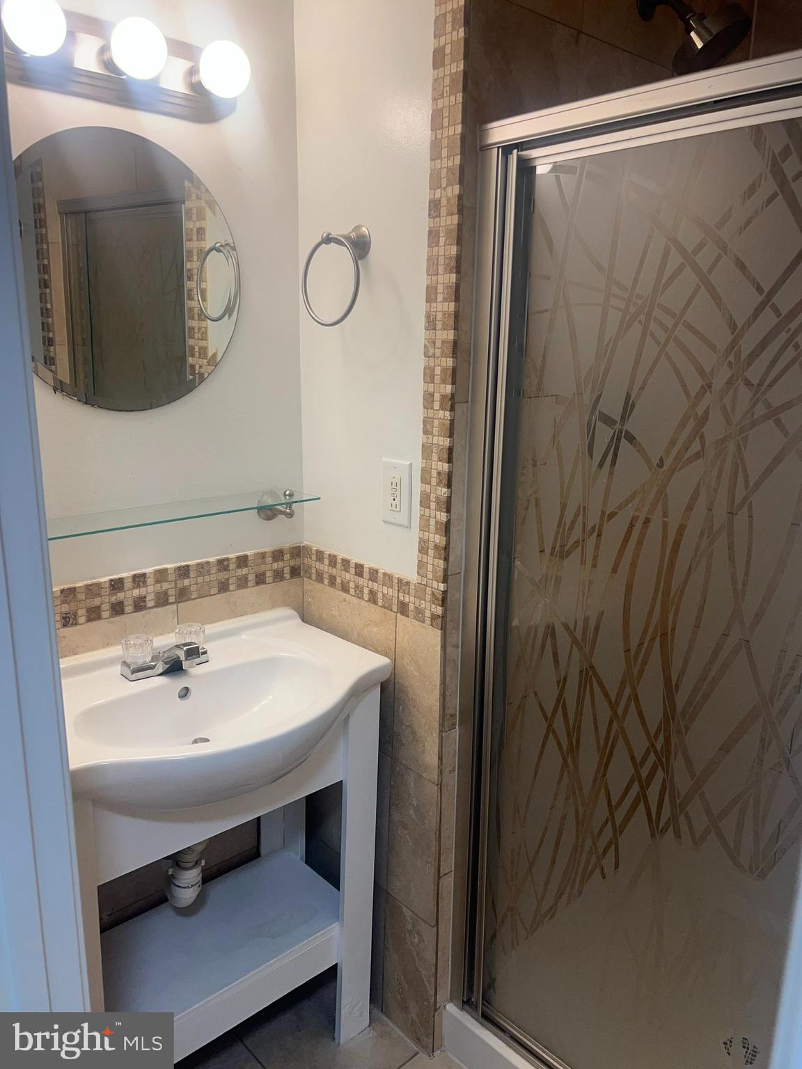 NEWGATE - Residential Lease