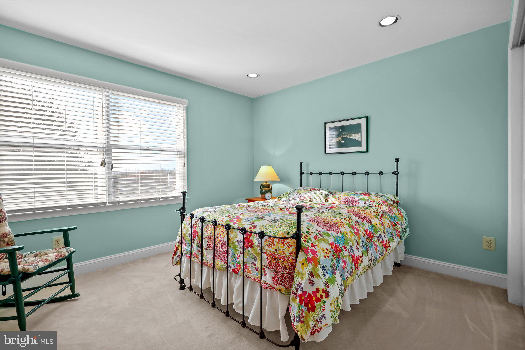 NORTHAMPTON CHASE - Residential