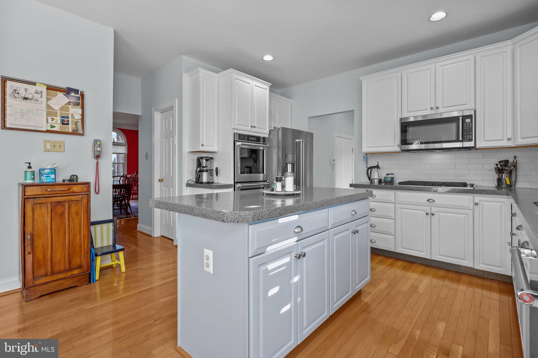 NORTHAMPTON CHASE - Residential