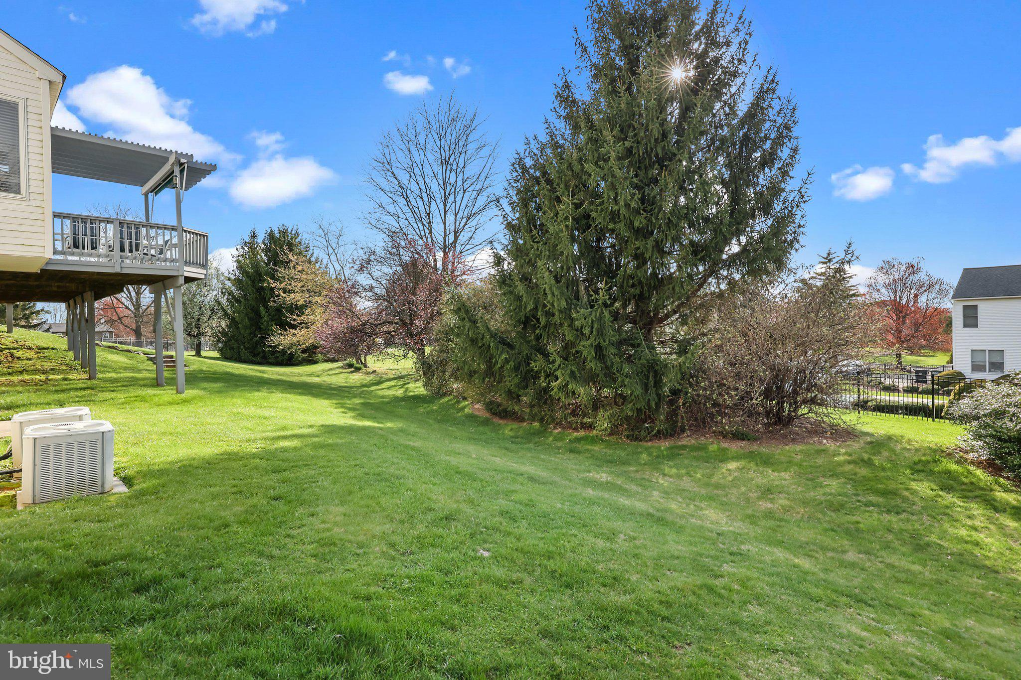 NORTHAMPTON CHASE - Residential