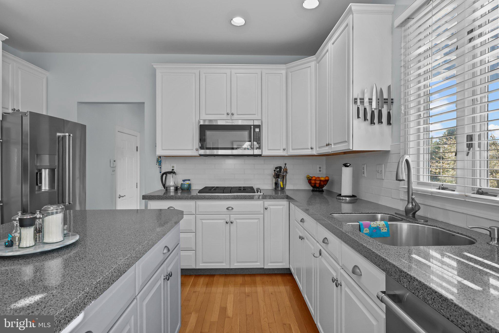 NORTHAMPTON CHASE - Residential