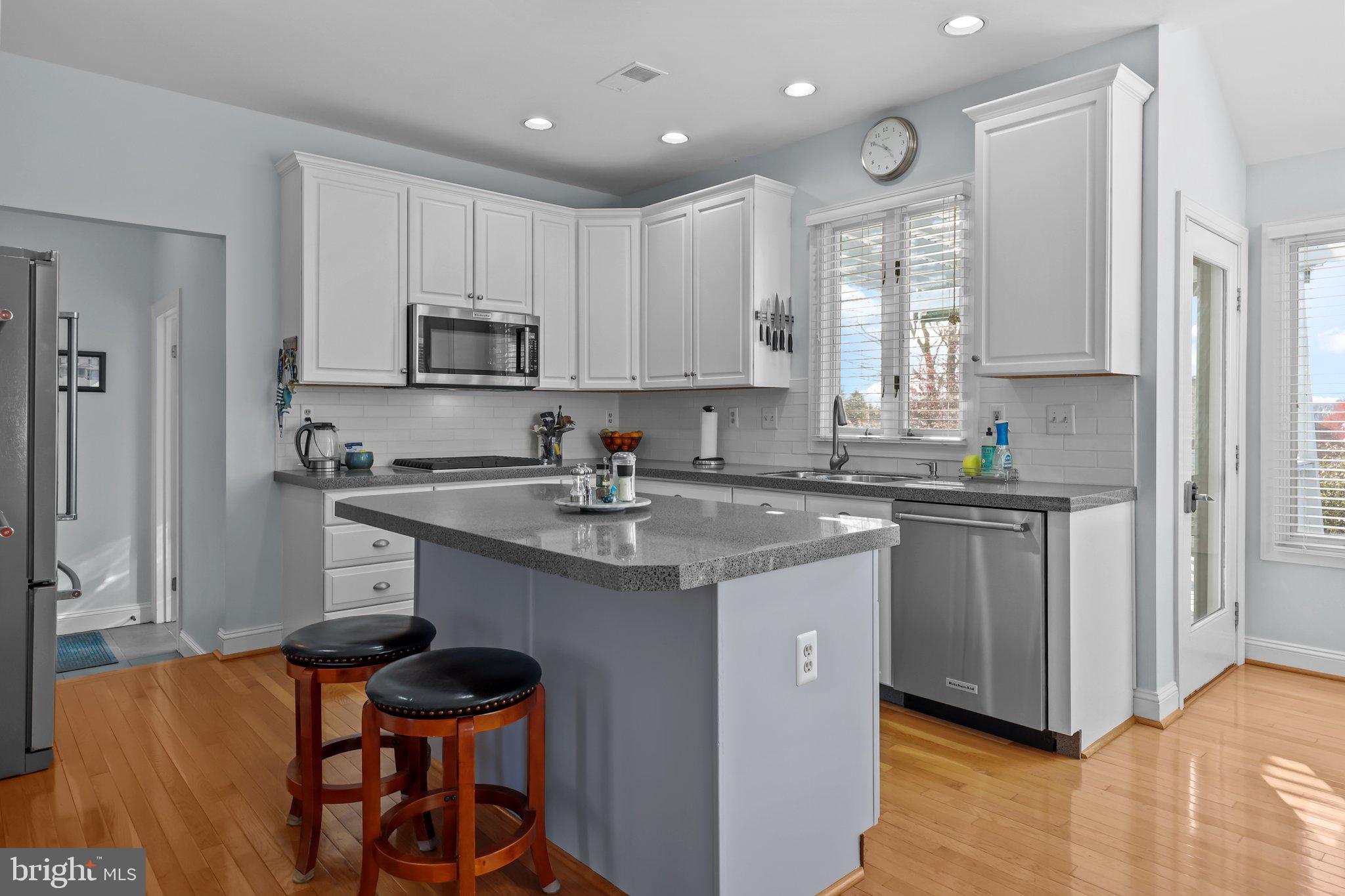 NORTHAMPTON CHASE - Residential