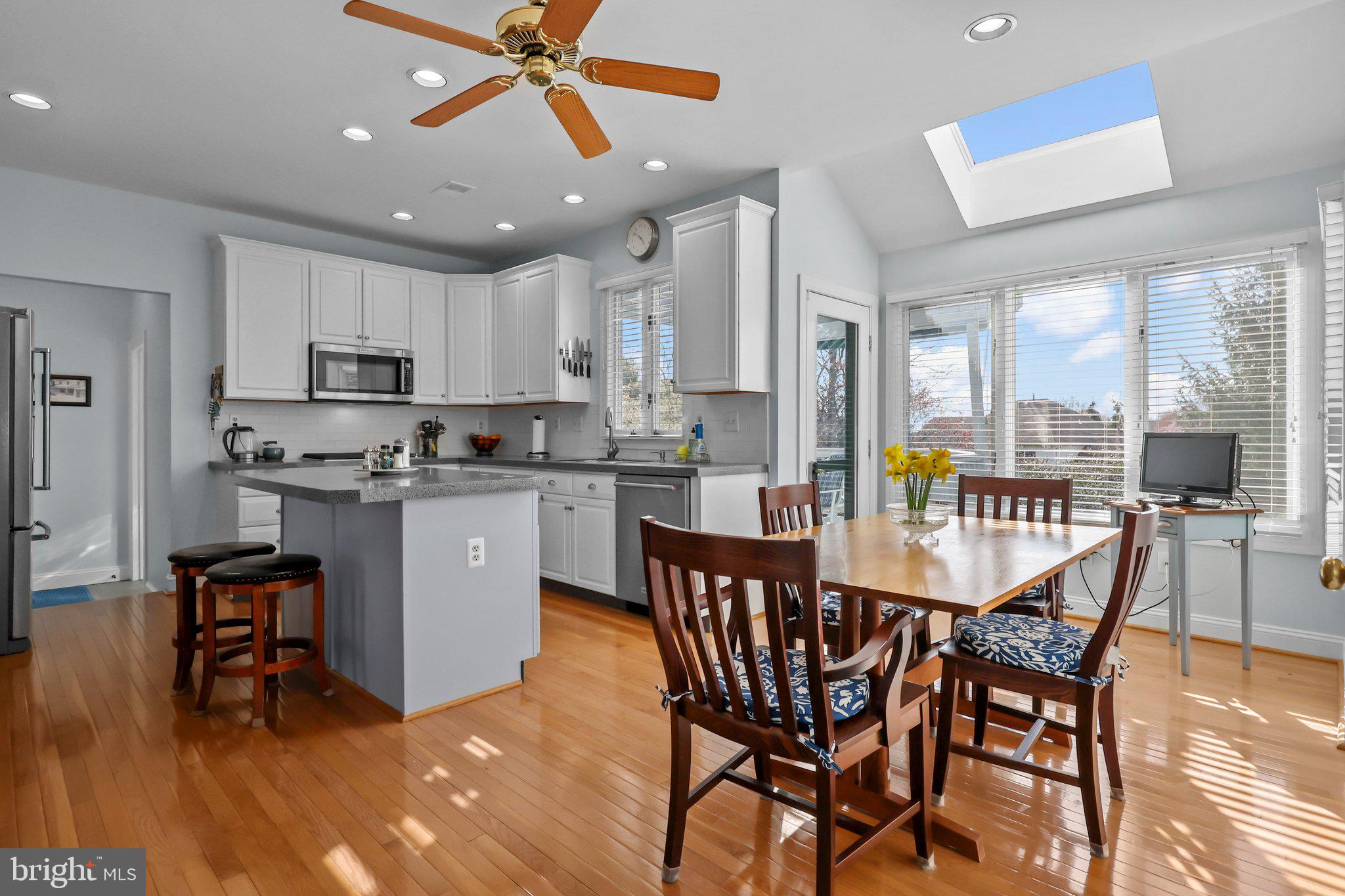 NORTHAMPTON CHASE - Residential