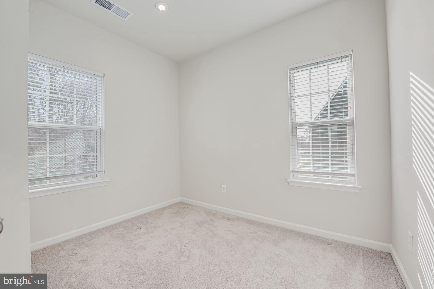 EAGLE ROW - Residential