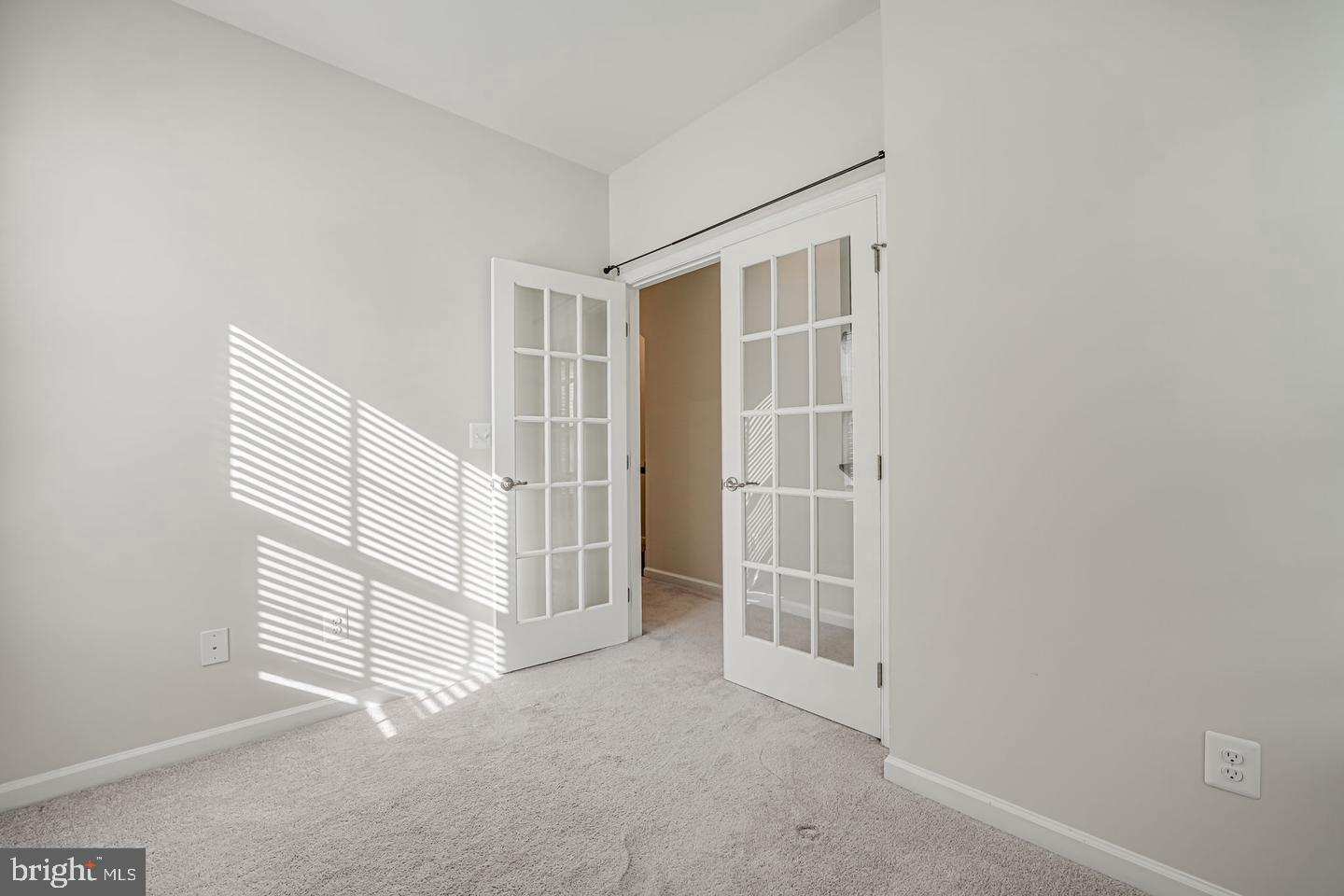 EAGLE ROW - Residential