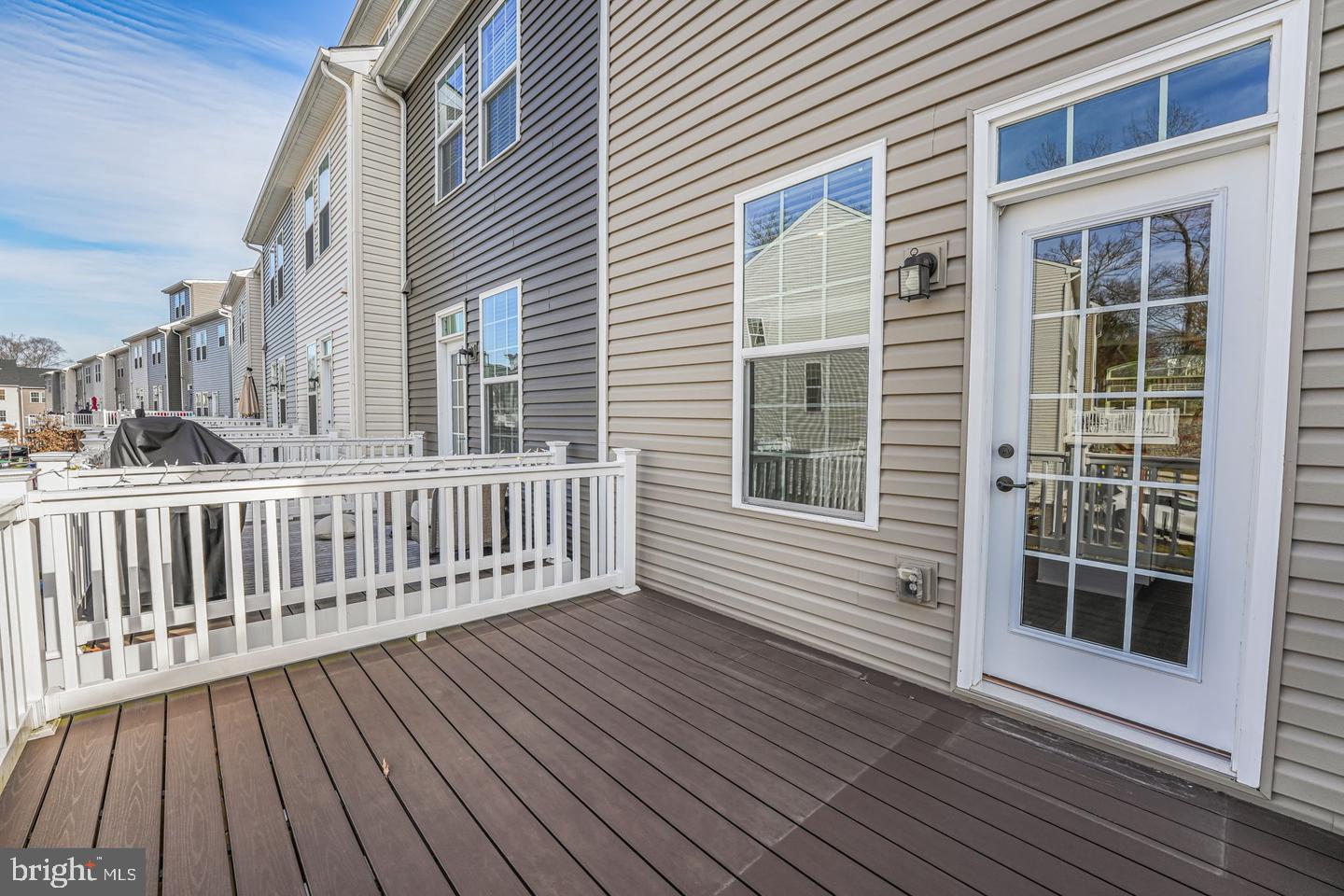 EAGLE ROW - Residential