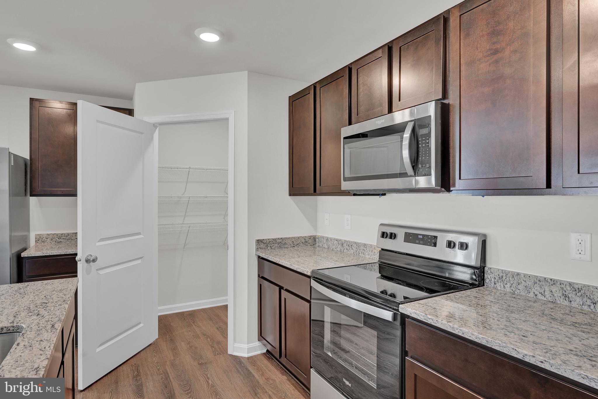 TOLLHOUSE WOODS - Residential