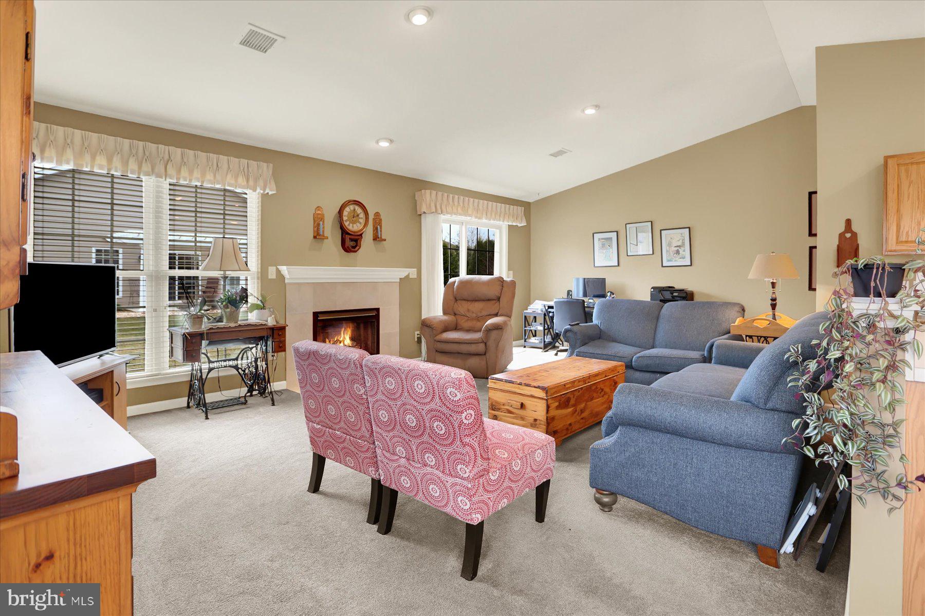 SUMMERFIELD - Residential