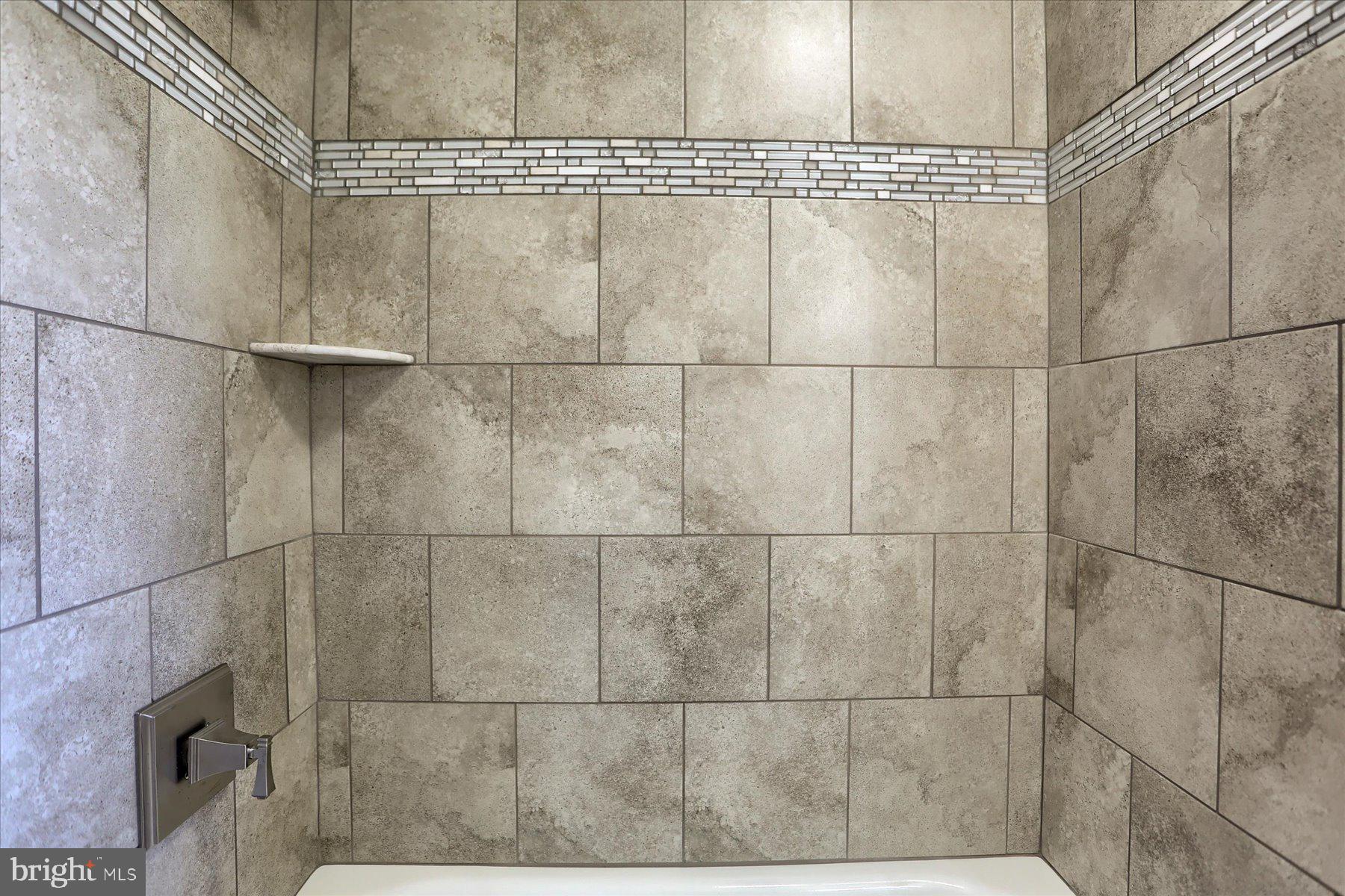 MIDDLETOWN - Residential