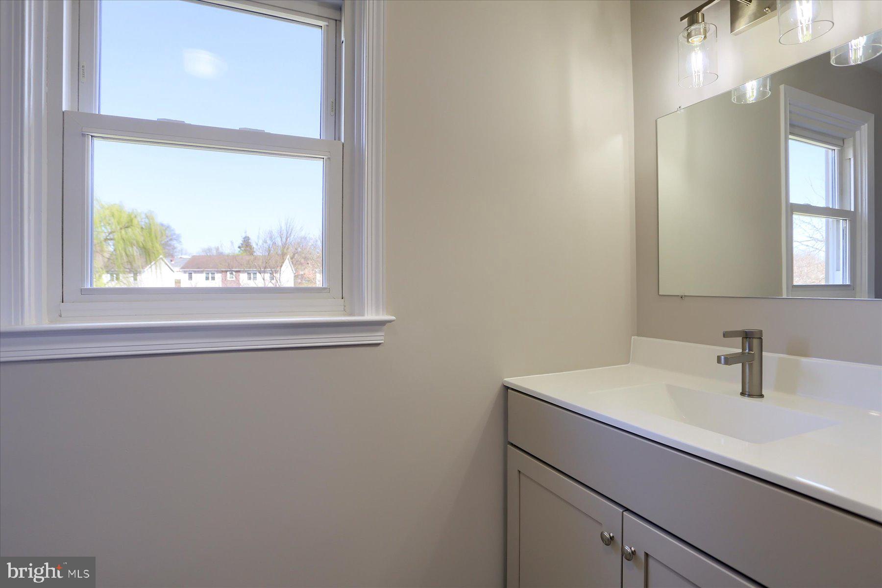 MIDDLETOWN - Residential