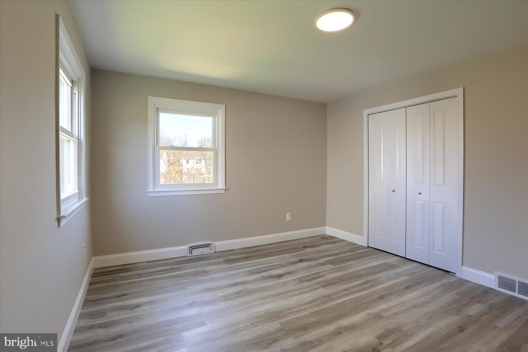 MIDDLETOWN - Residential