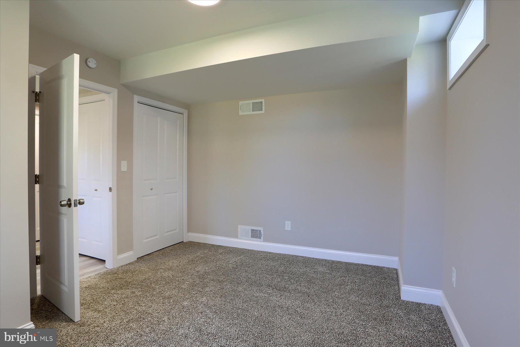 MIDDLETOWN - Residential