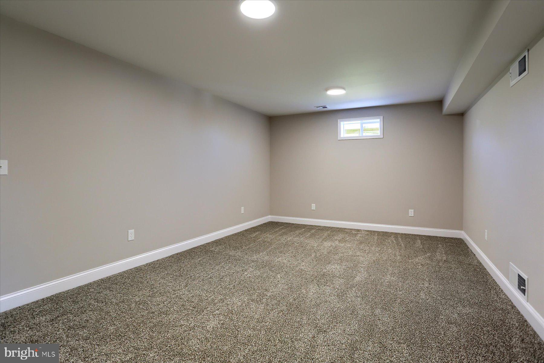 MIDDLETOWN - Residential