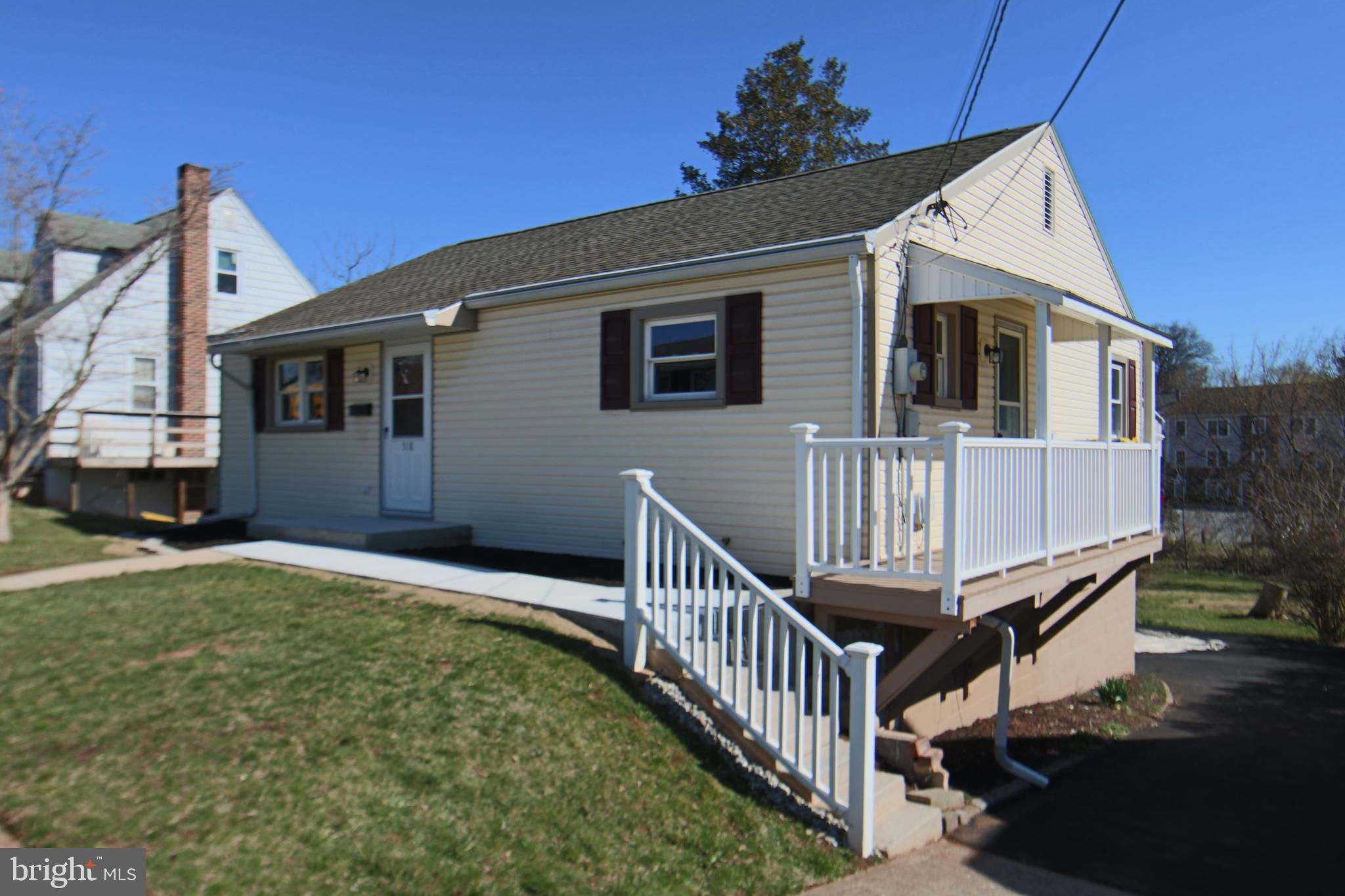 MIDDLETOWN - Residential