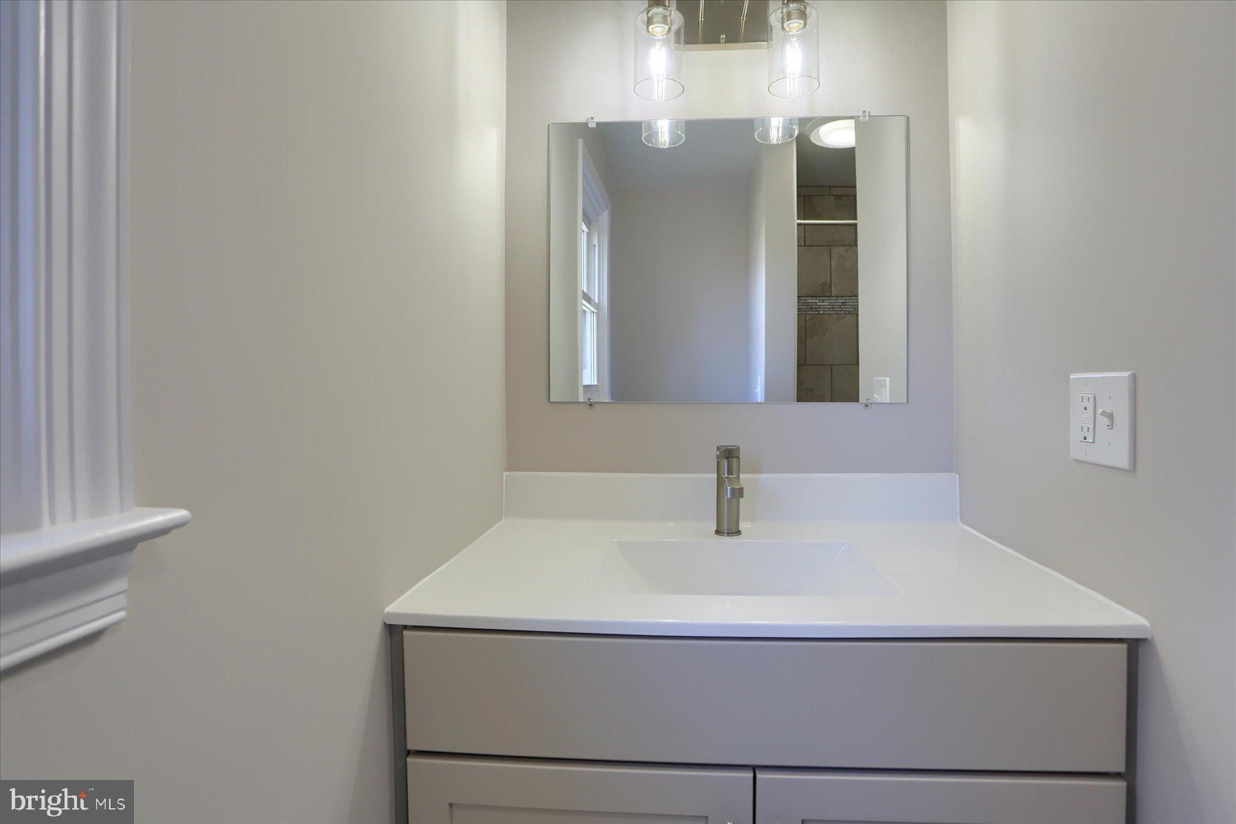 MIDDLETOWN - Residential