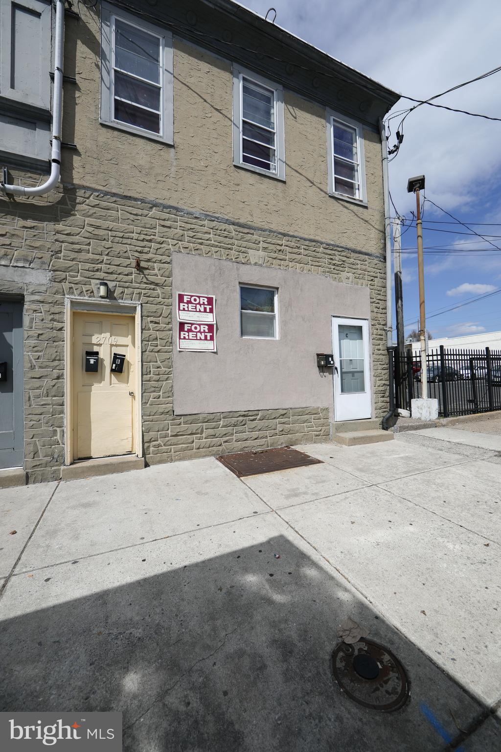2709 WESTFIELD AVENUE