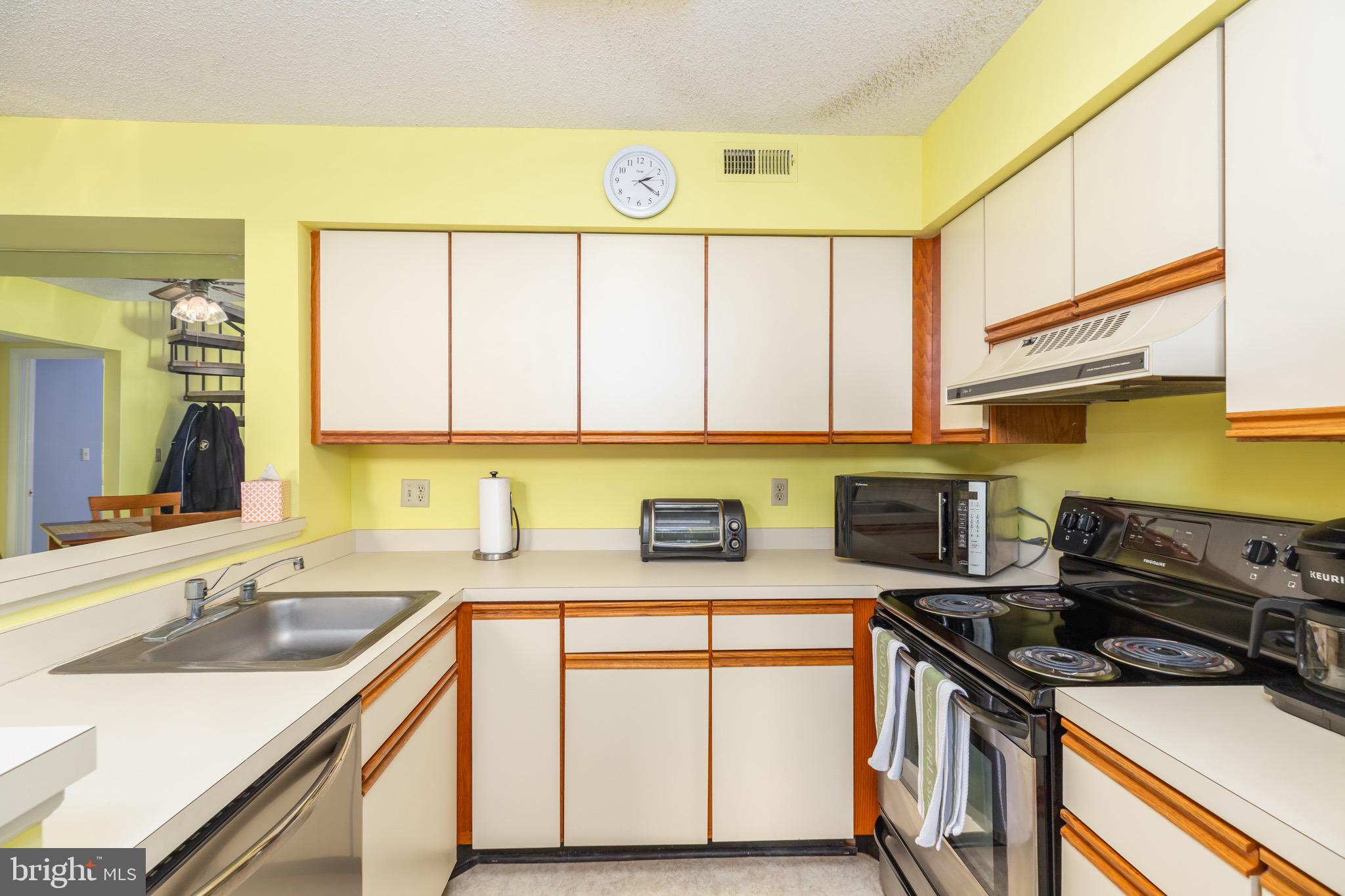 HERON HARBOUR - Residential