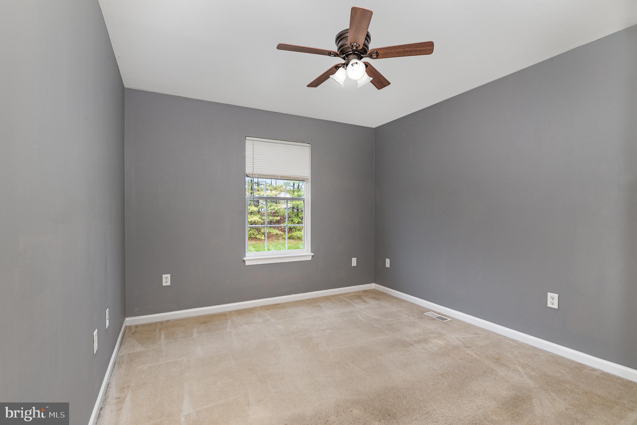 BRADFORD ESTATES - Residential Lease