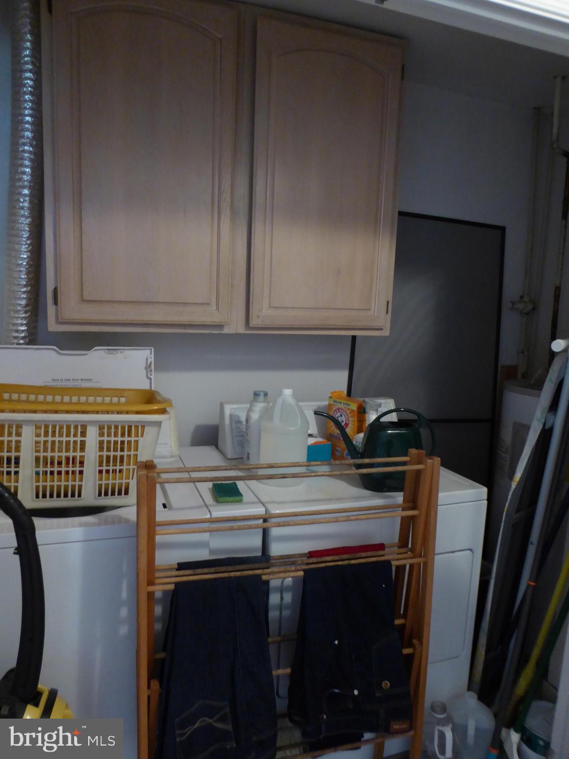 STONINGTON CONDOMINIUMS - Residential