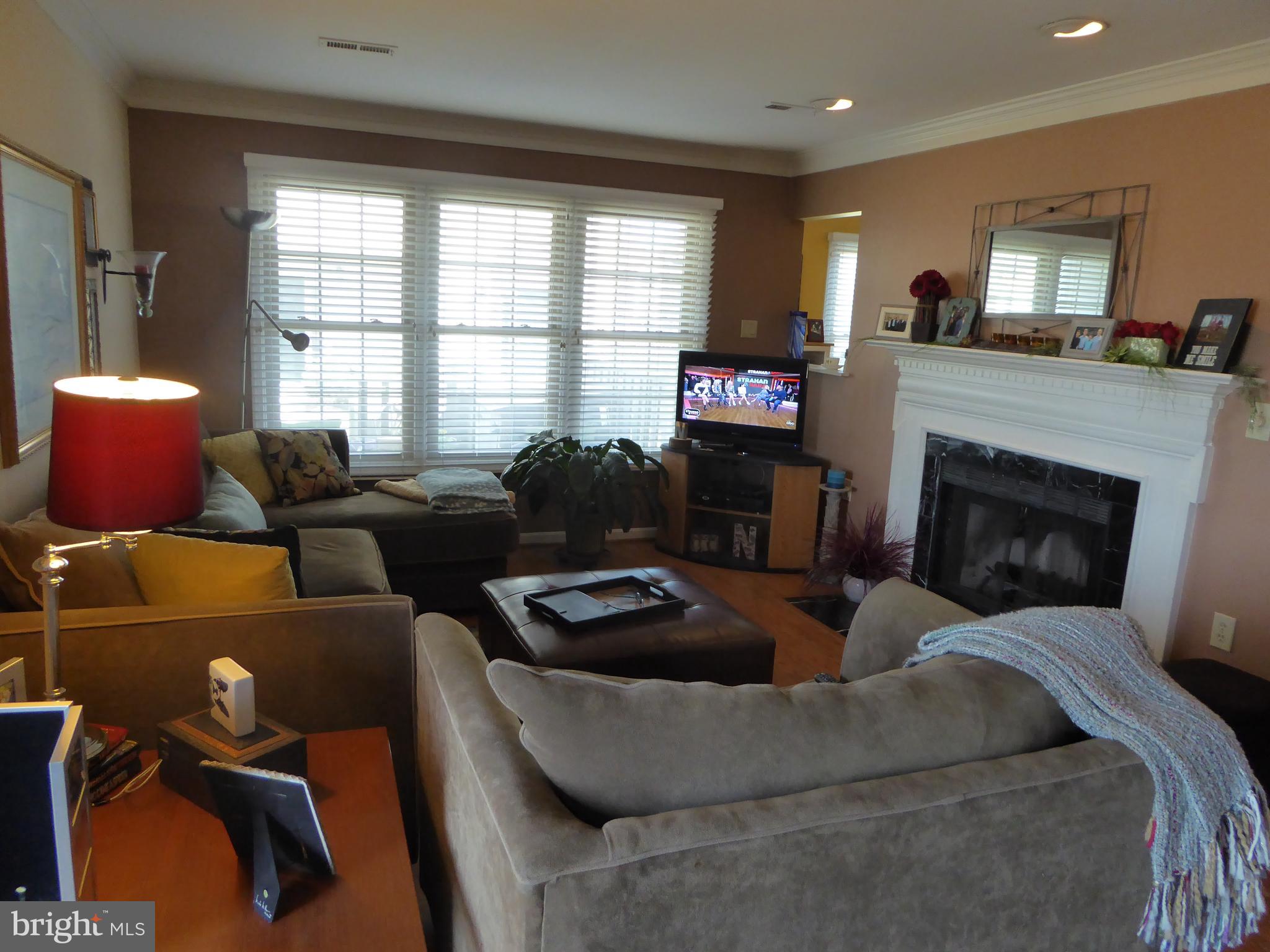 STONINGTON CONDOMINIUMS - Residential