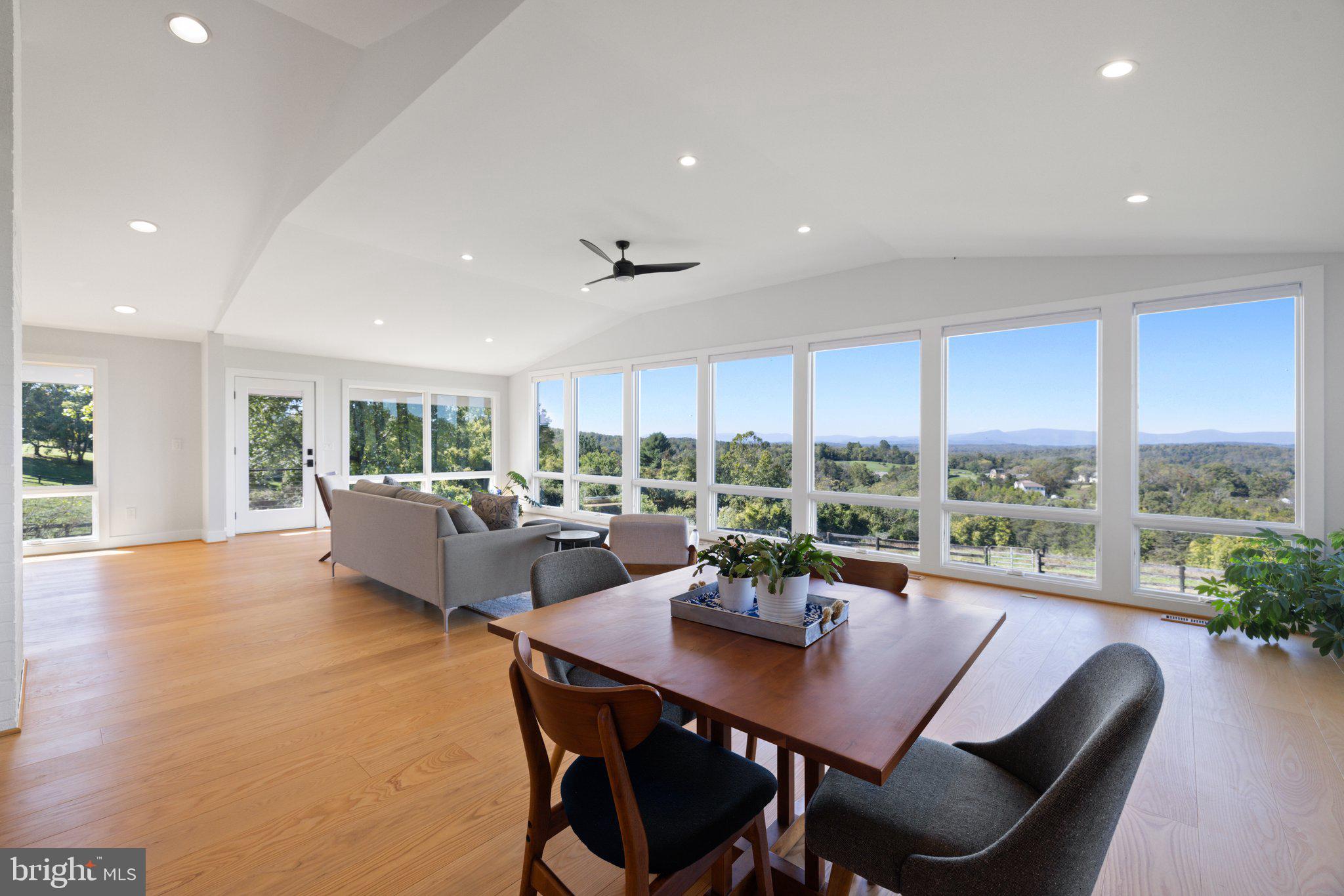 BELLEVUE FARMS - Residential