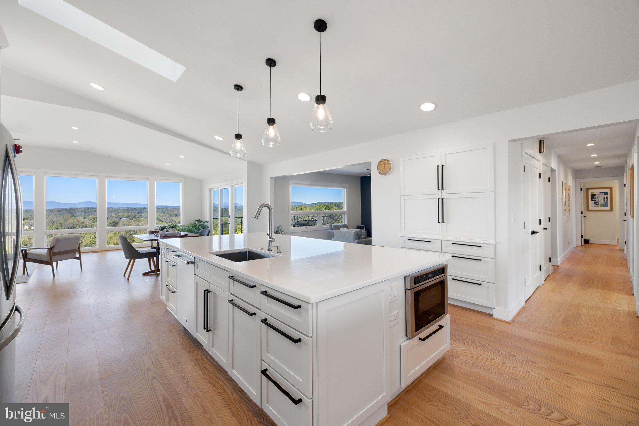 BELLEVUE FARMS - Residential