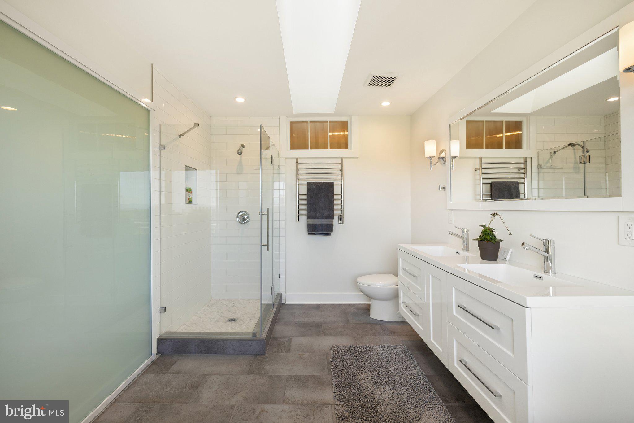 BELLEVUE FARMS - Residential