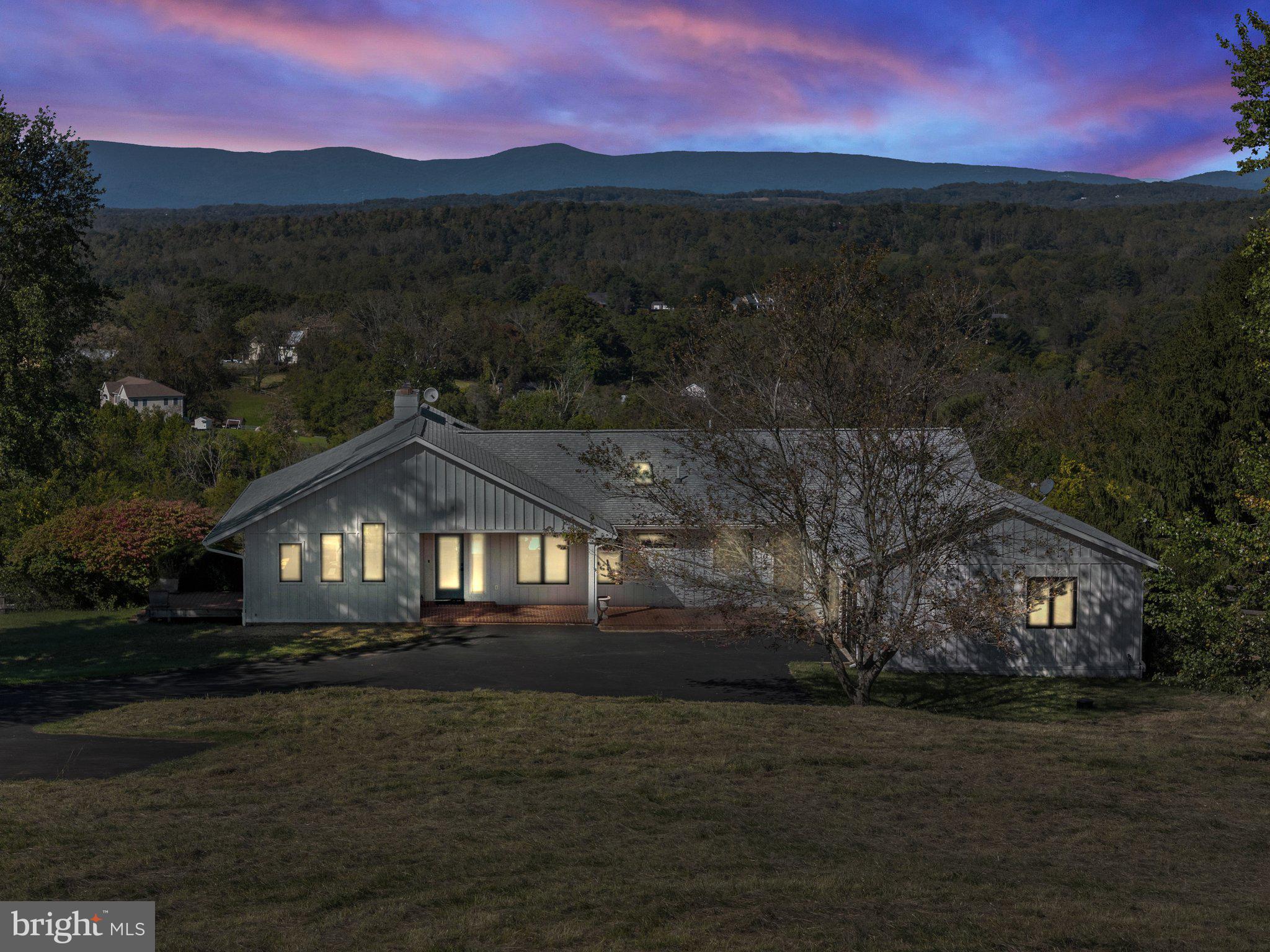 BELLEVUE FARMS - Residential