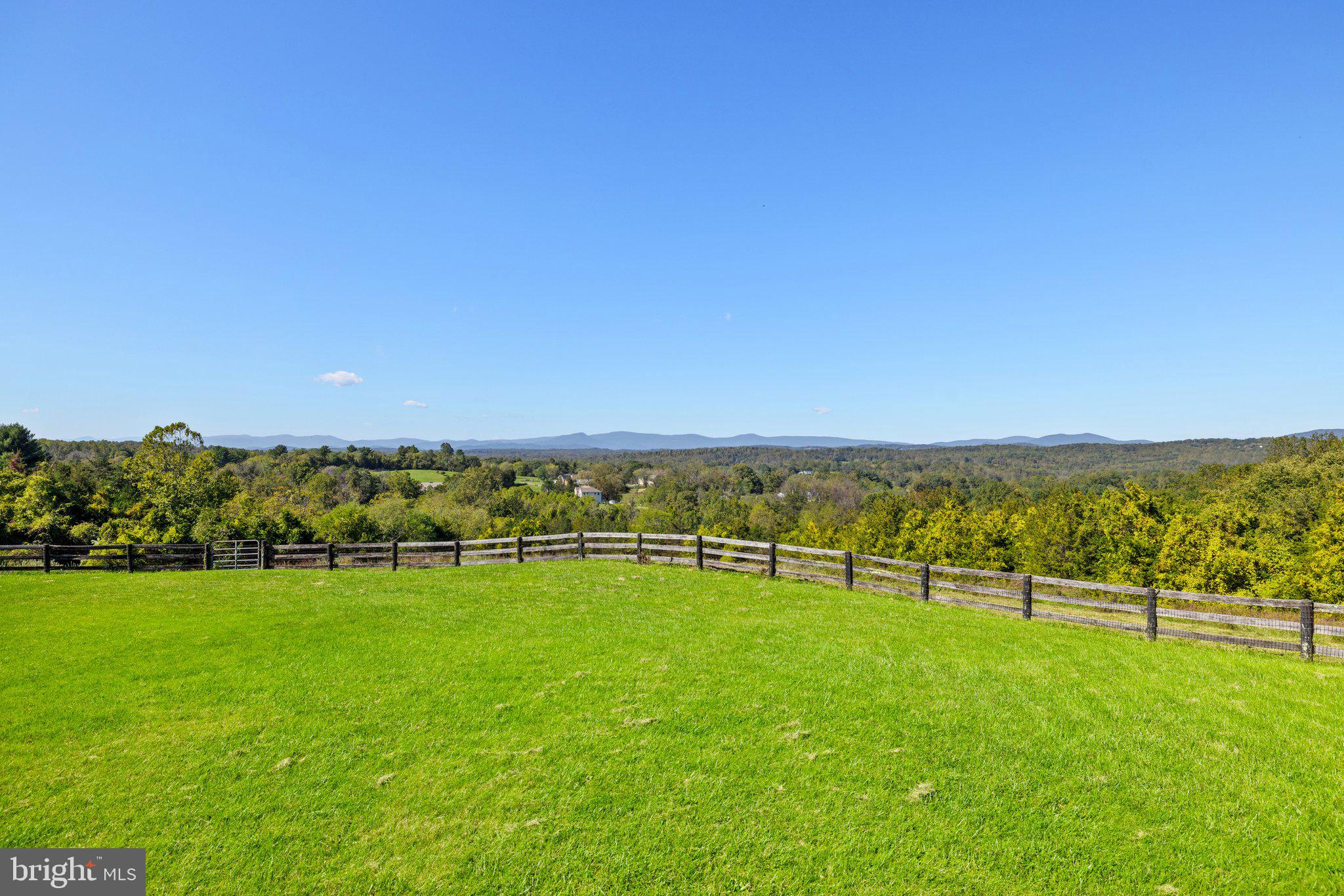 BELLEVUE FARMS - Residential