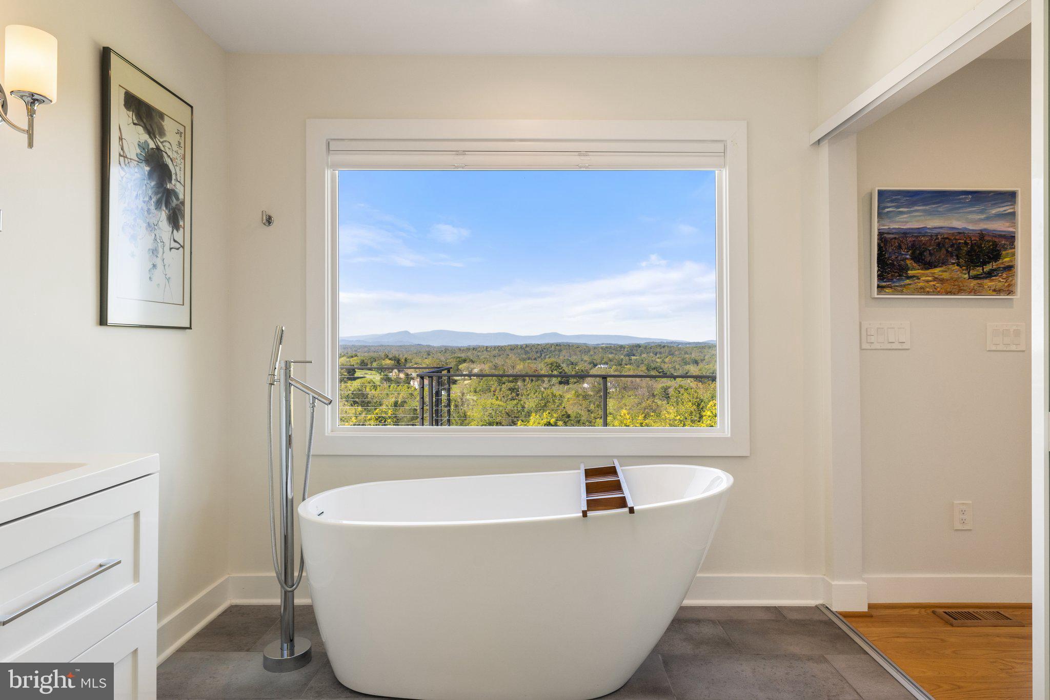 BELLEVUE FARMS - Residential