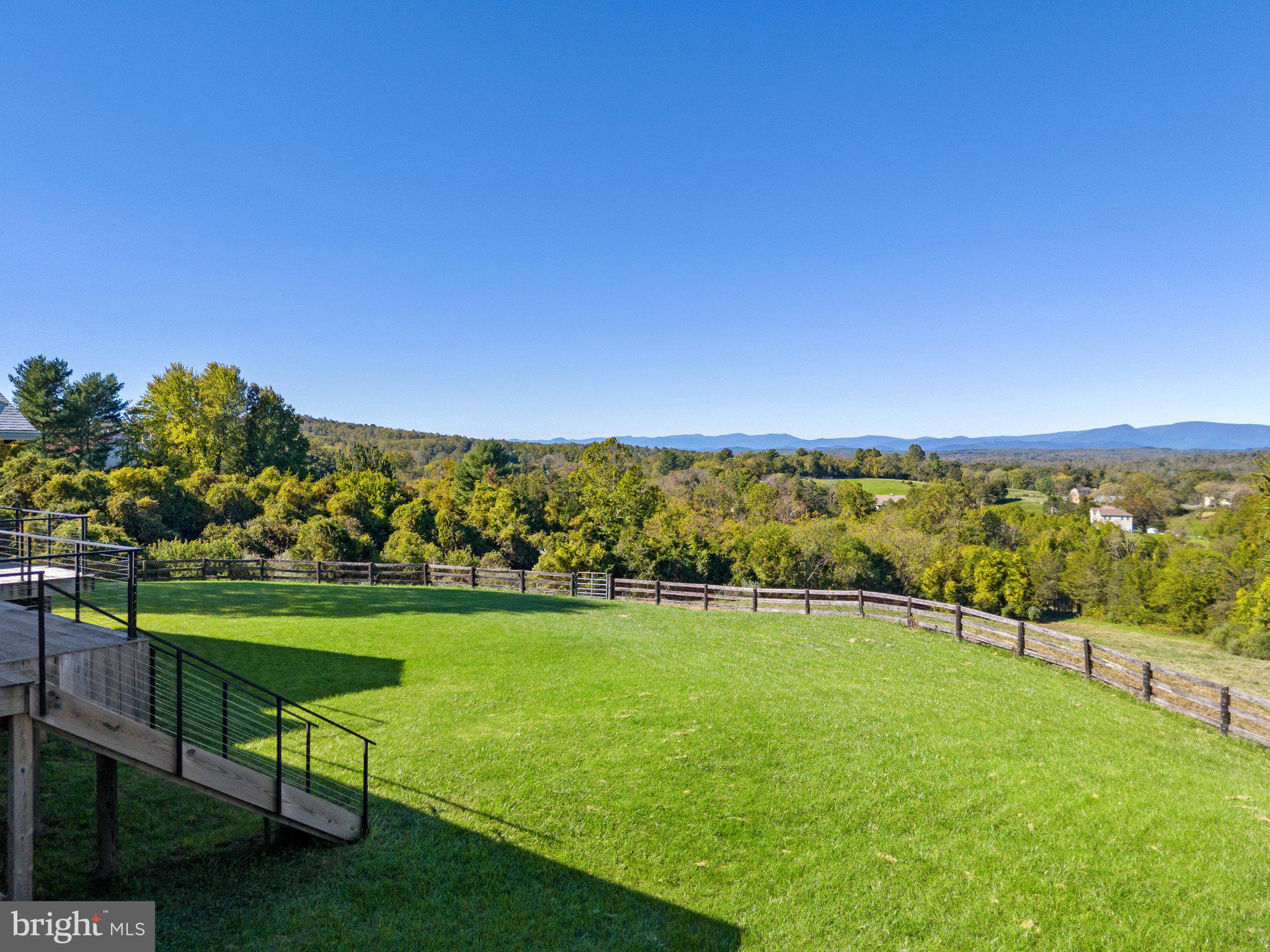 BELLEVUE FARMS - Residential