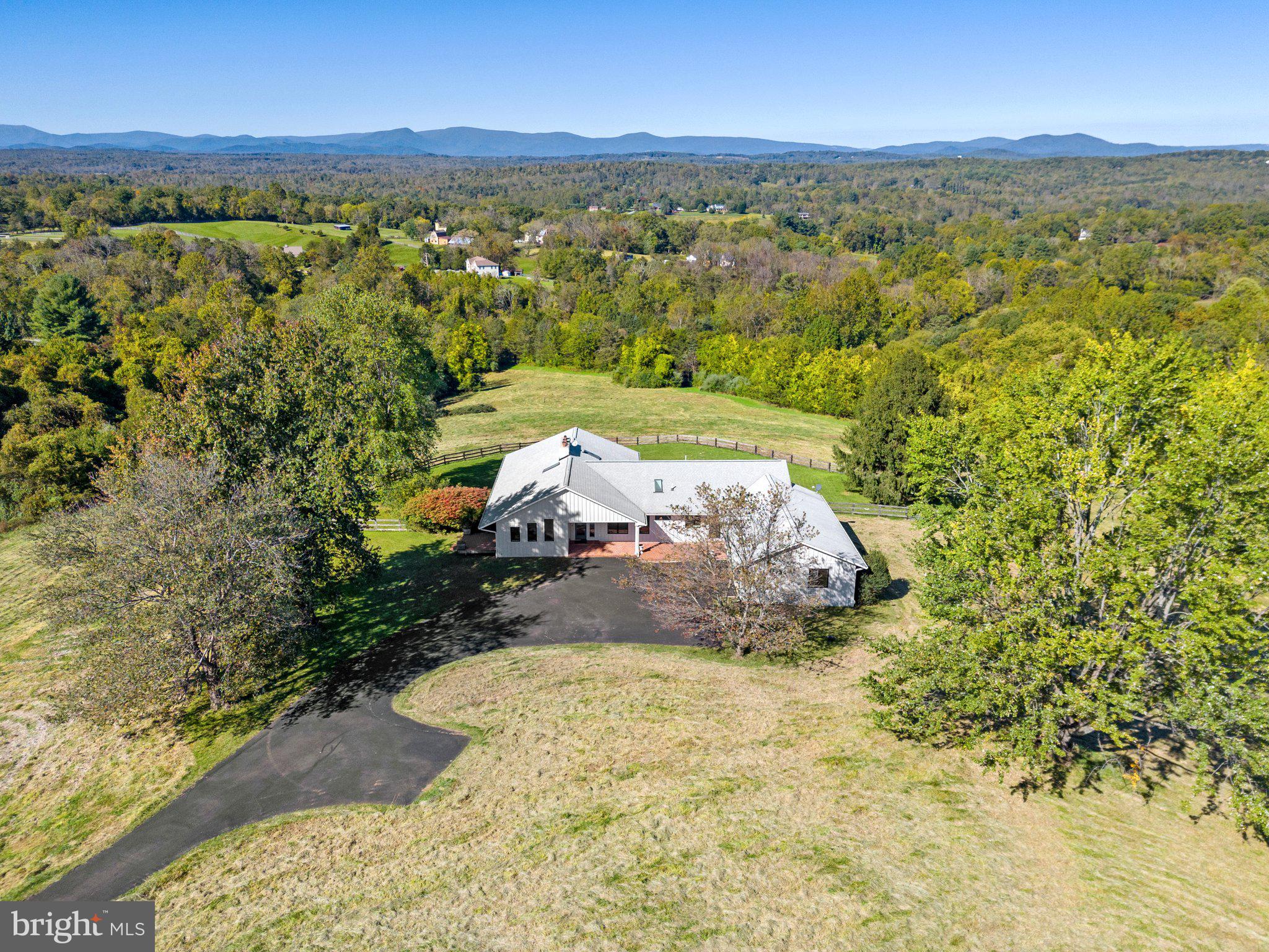 BELLEVUE FARMS - Residential