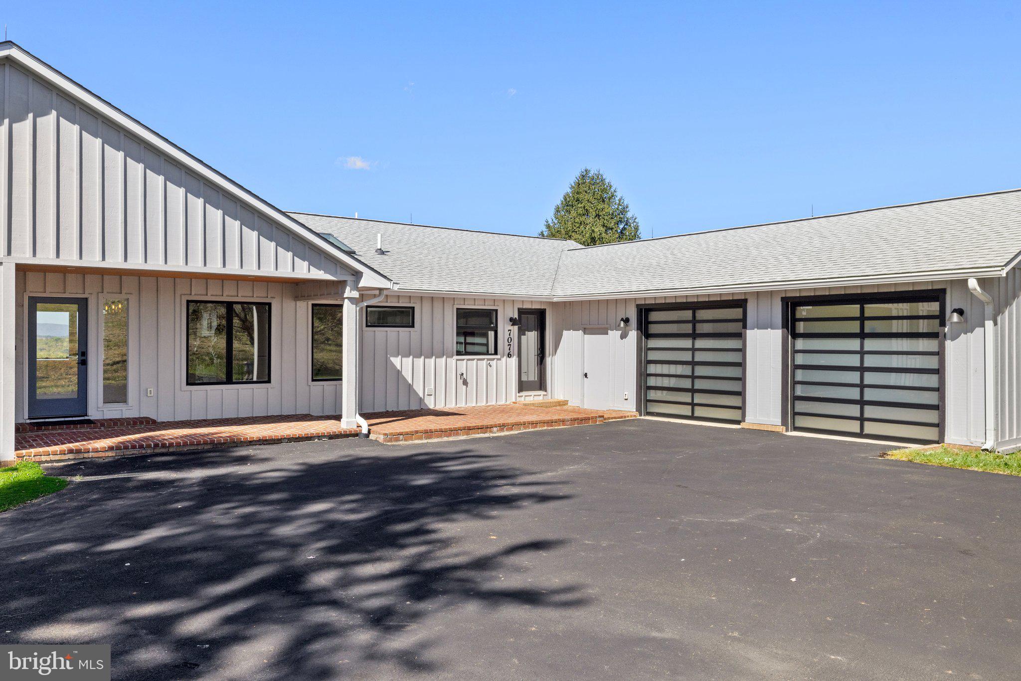 BELLEVUE FARMS - Residential