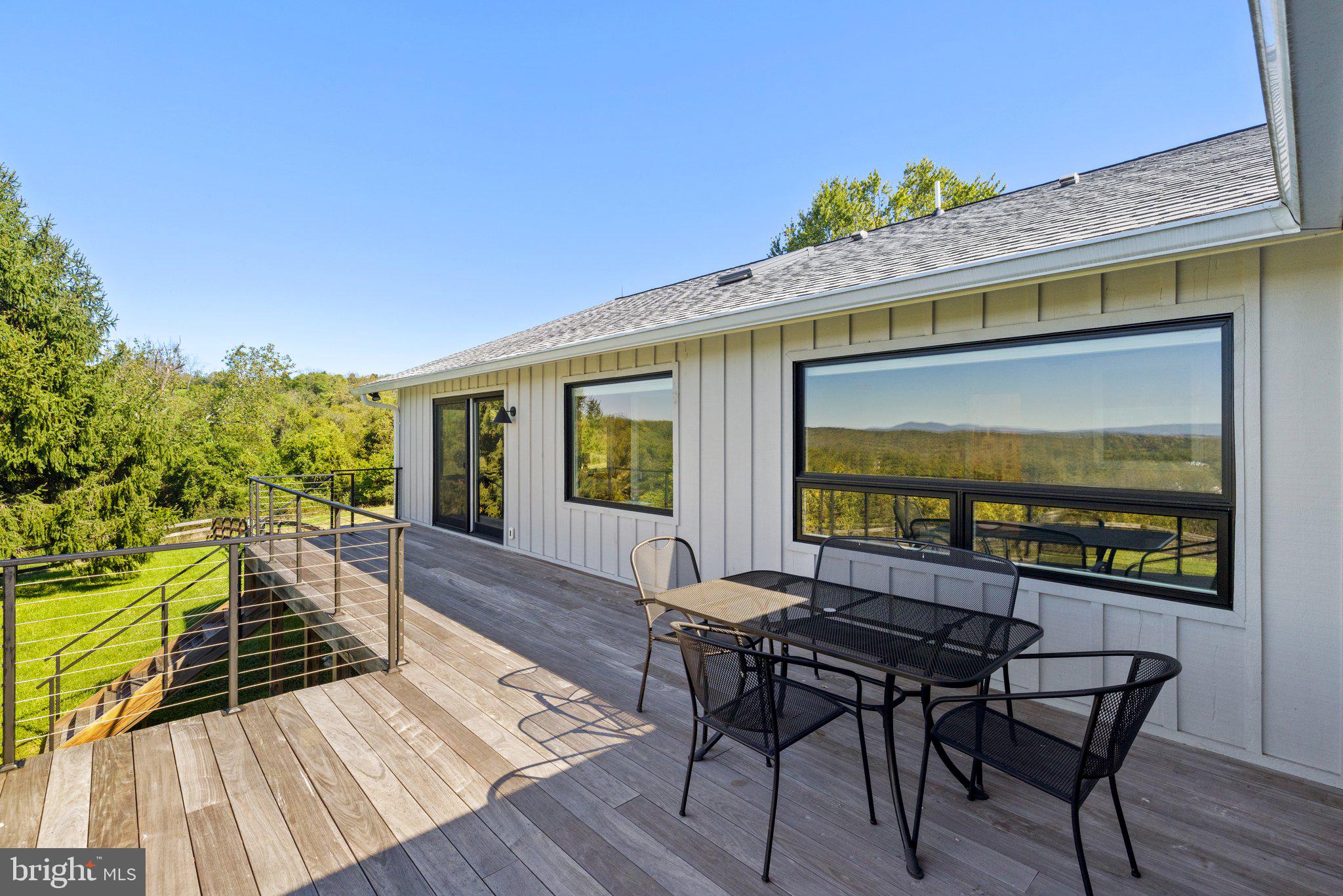 BELLEVUE FARMS - Residential