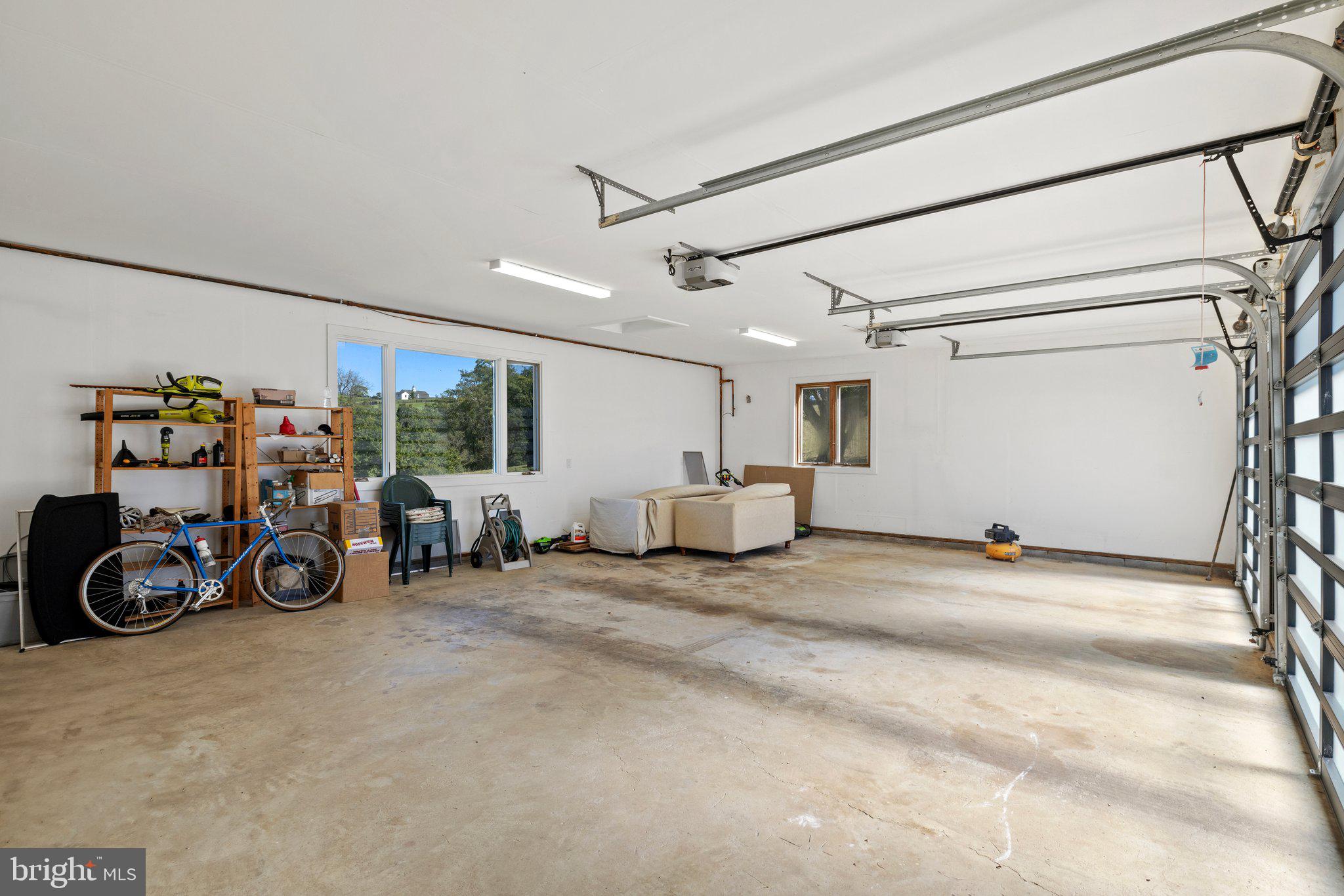 BELLEVUE FARMS - Residential