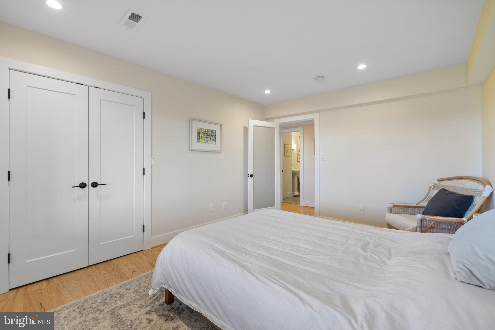 BELLEVUE FARMS - Residential