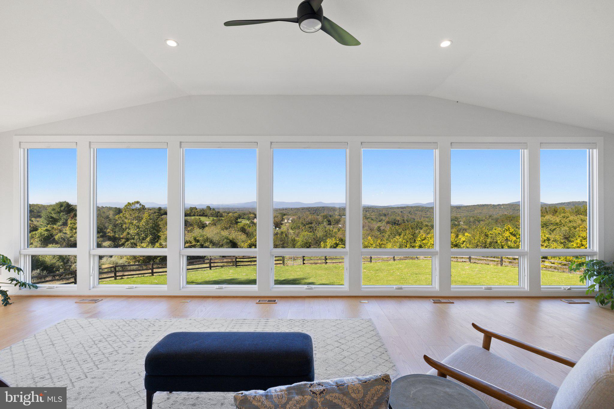 BELLEVUE FARMS - Residential