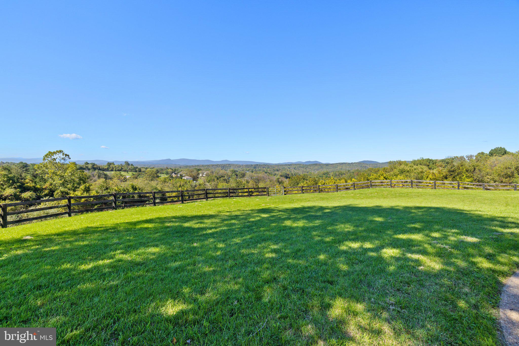 BELLEVUE FARMS - Residential