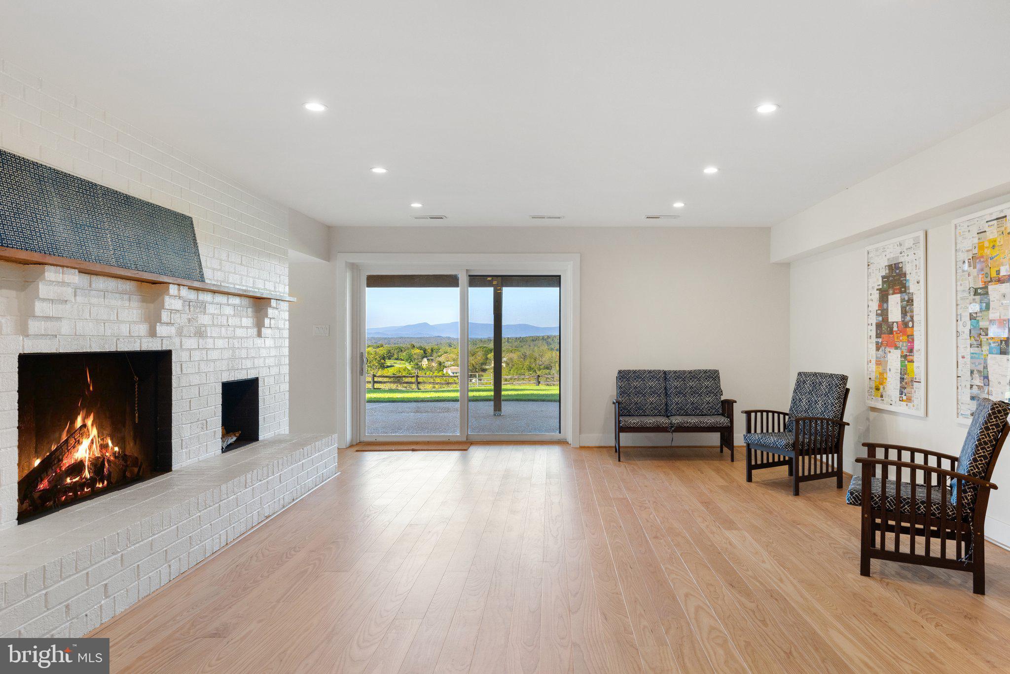 BELLEVUE FARMS - Residential