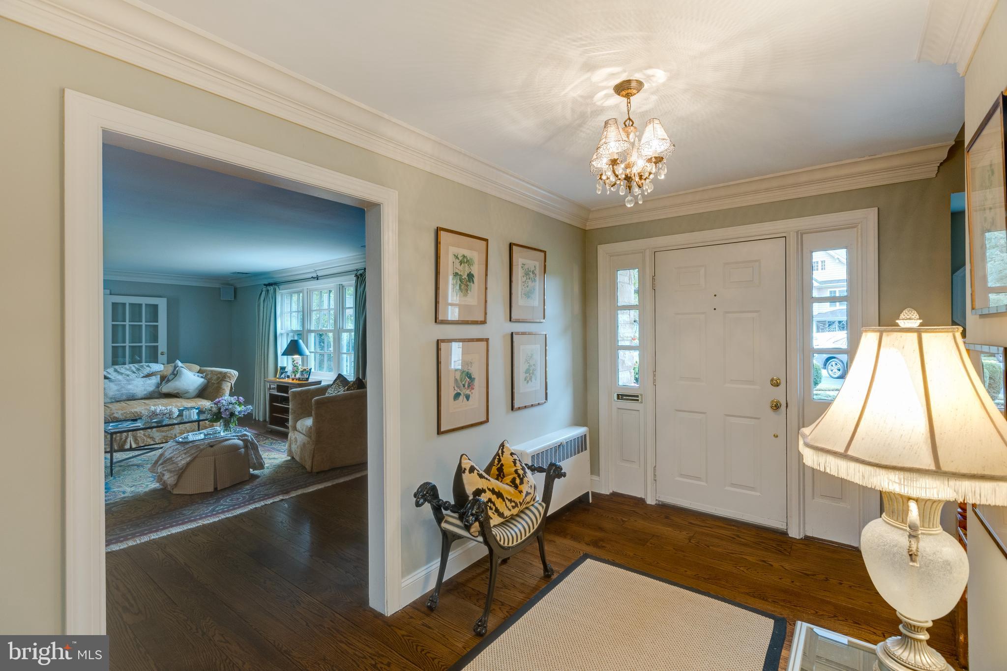 COUNTRY CLUB HILLS - Residential