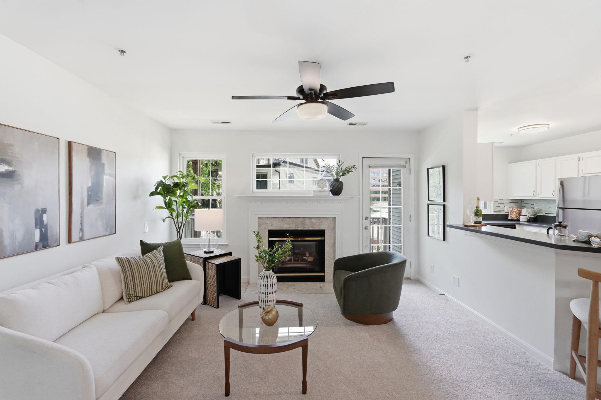 CEDAR LAKES - Residential