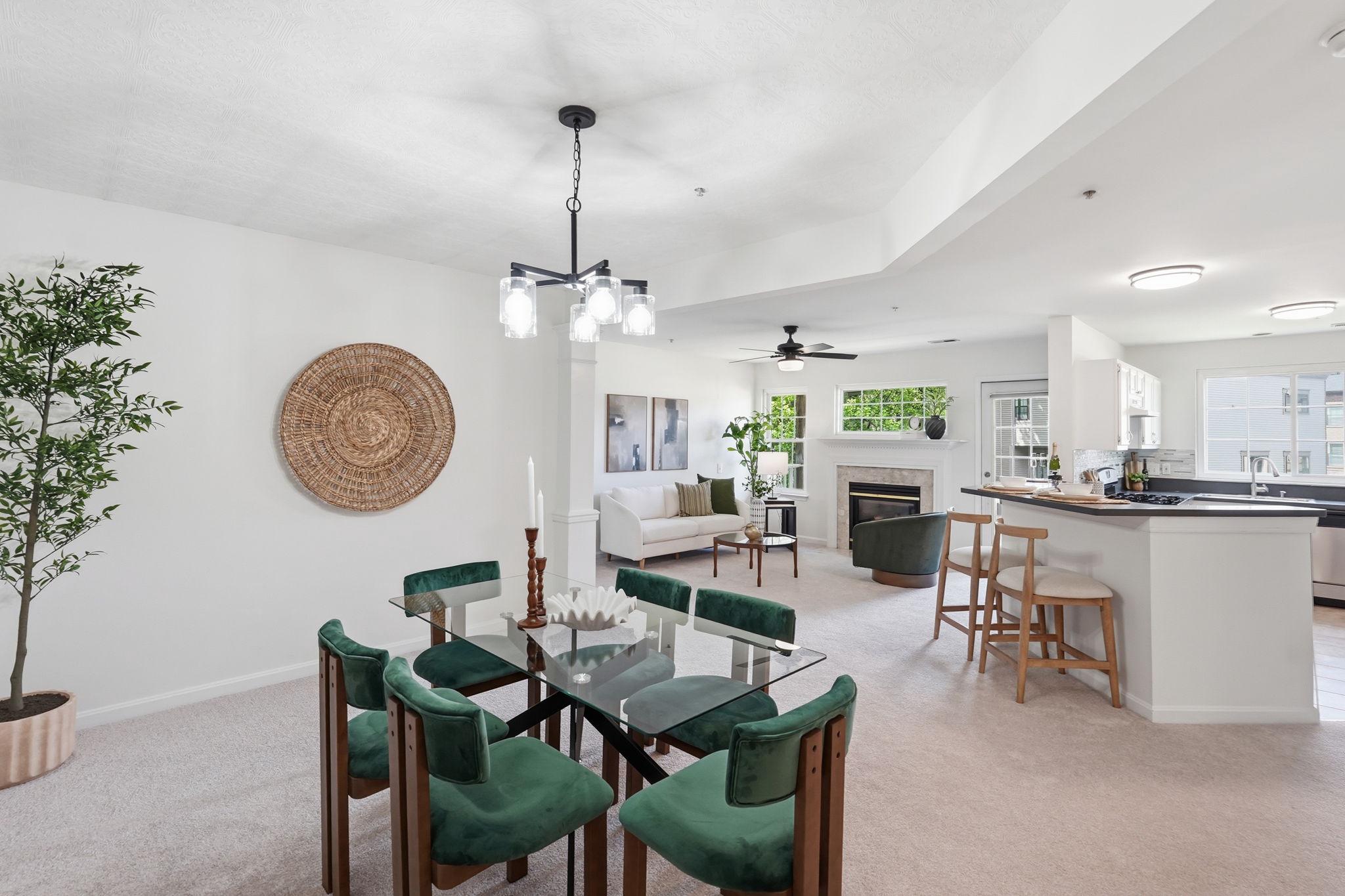 CEDAR LAKES - Residential