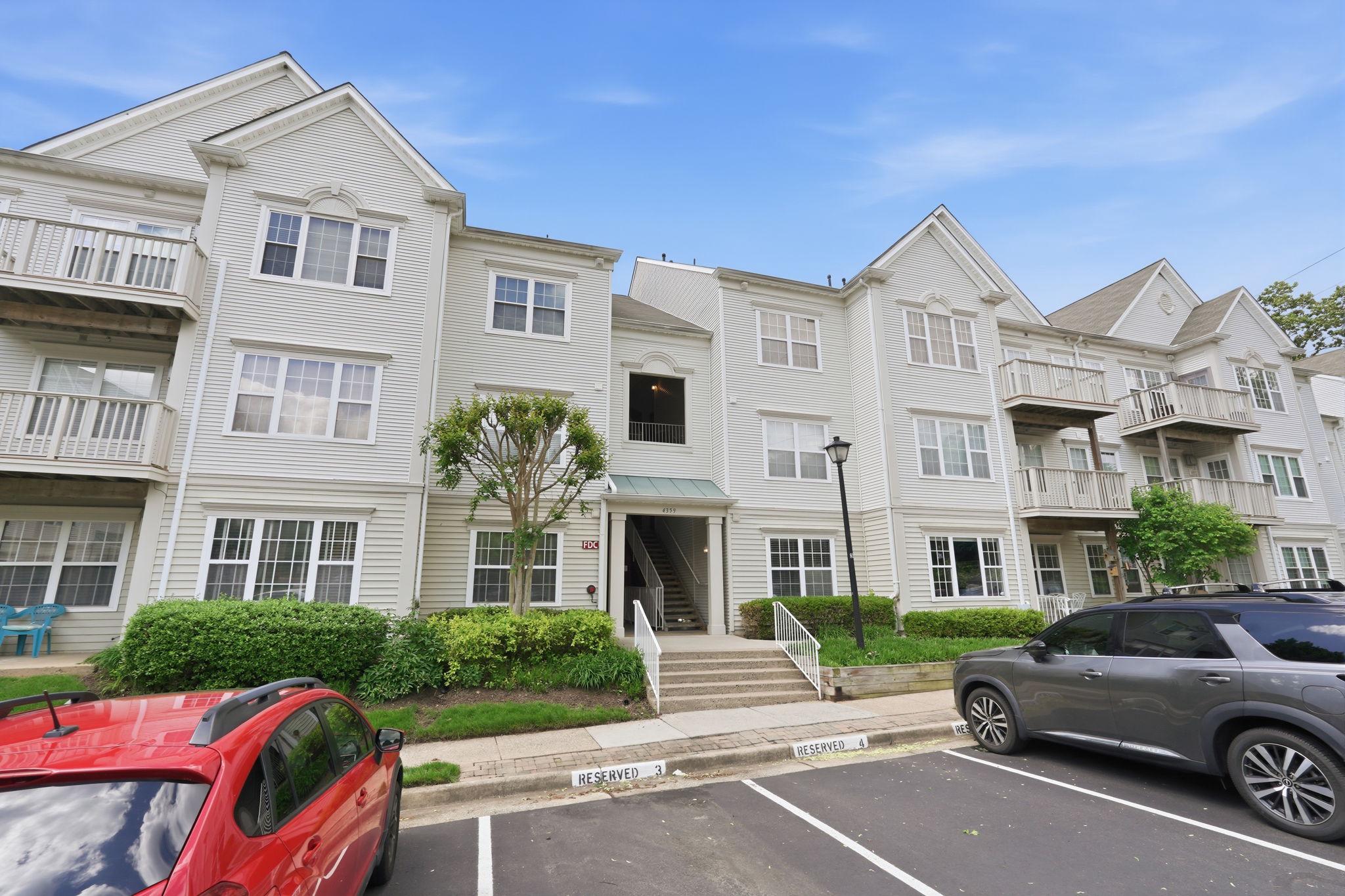 CEDAR LAKES - Residential