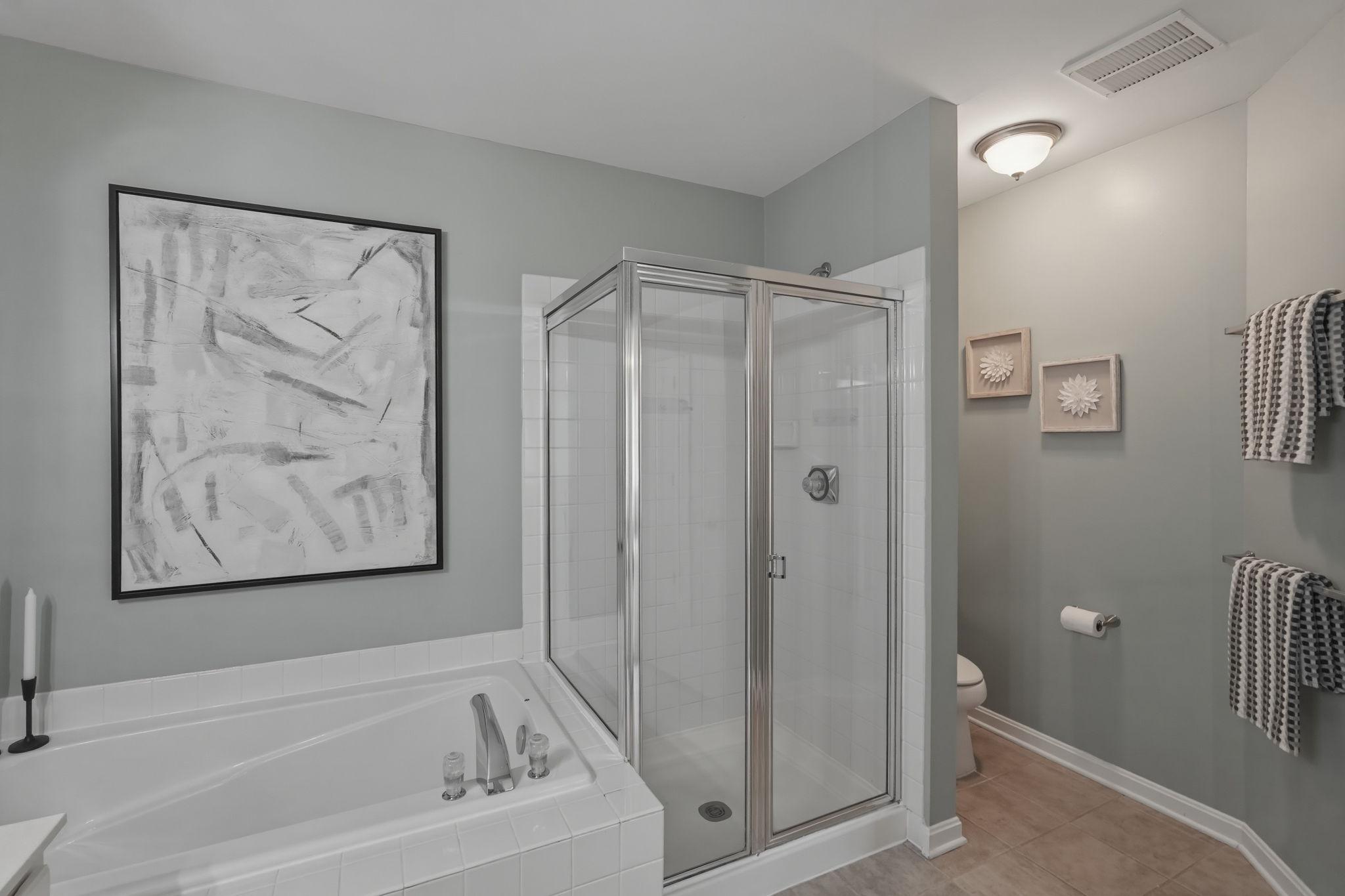 CEDAR LAKES - Residential