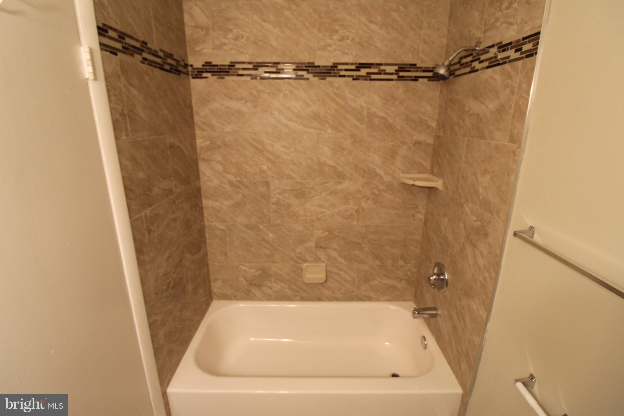 VIRGINIA KNOLLS - Residential