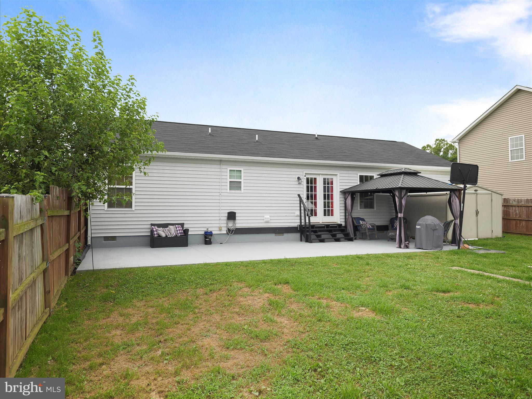 RIDGEFIELD - Residential