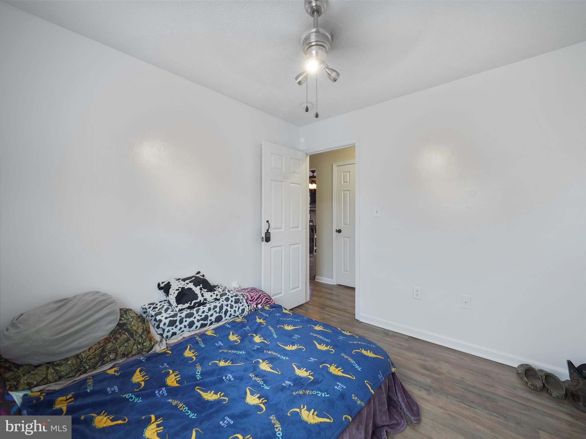 RIDGEFIELD - Residential