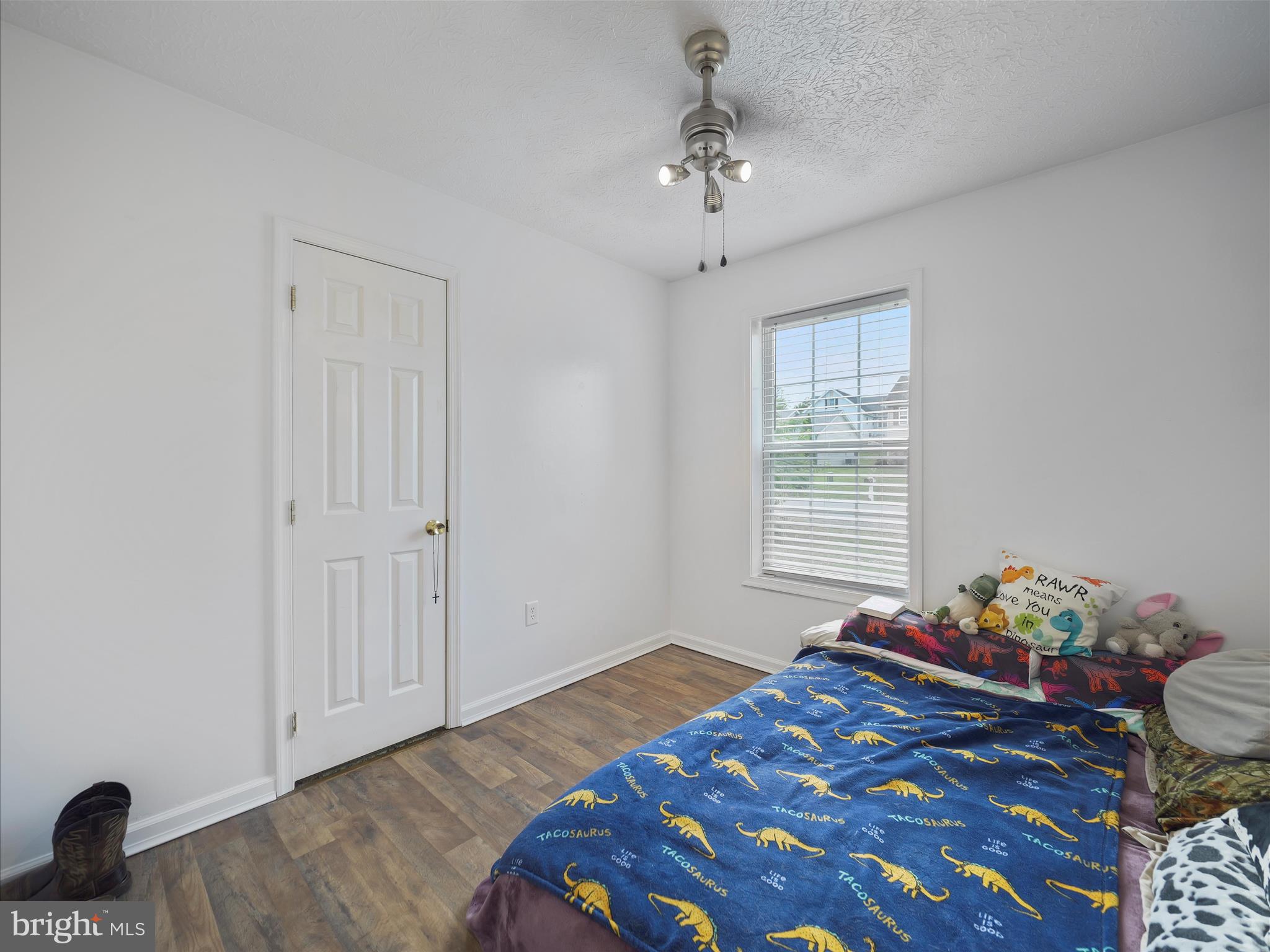 RIDGEFIELD - Residential