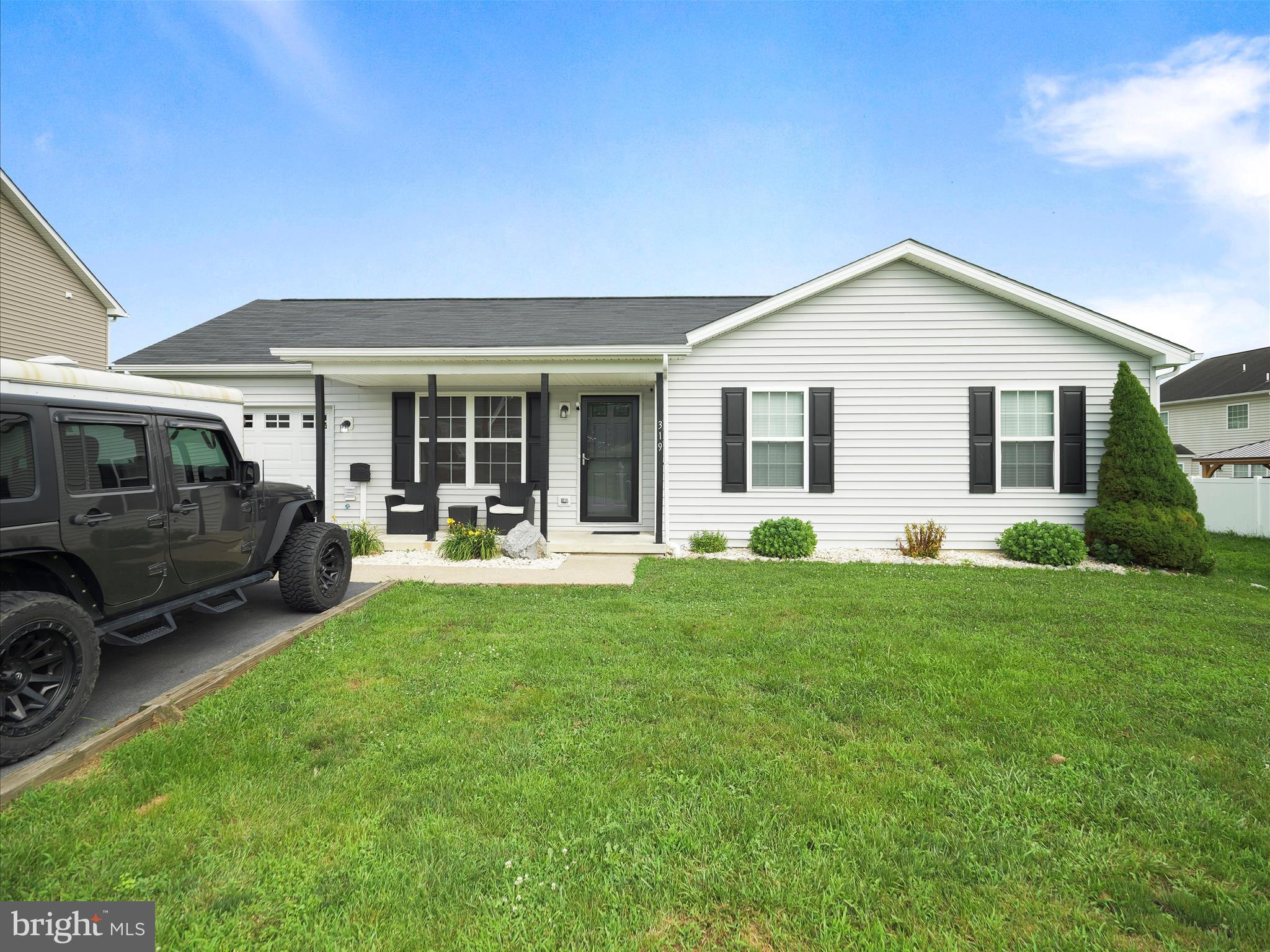 RIDGEFIELD - Residential