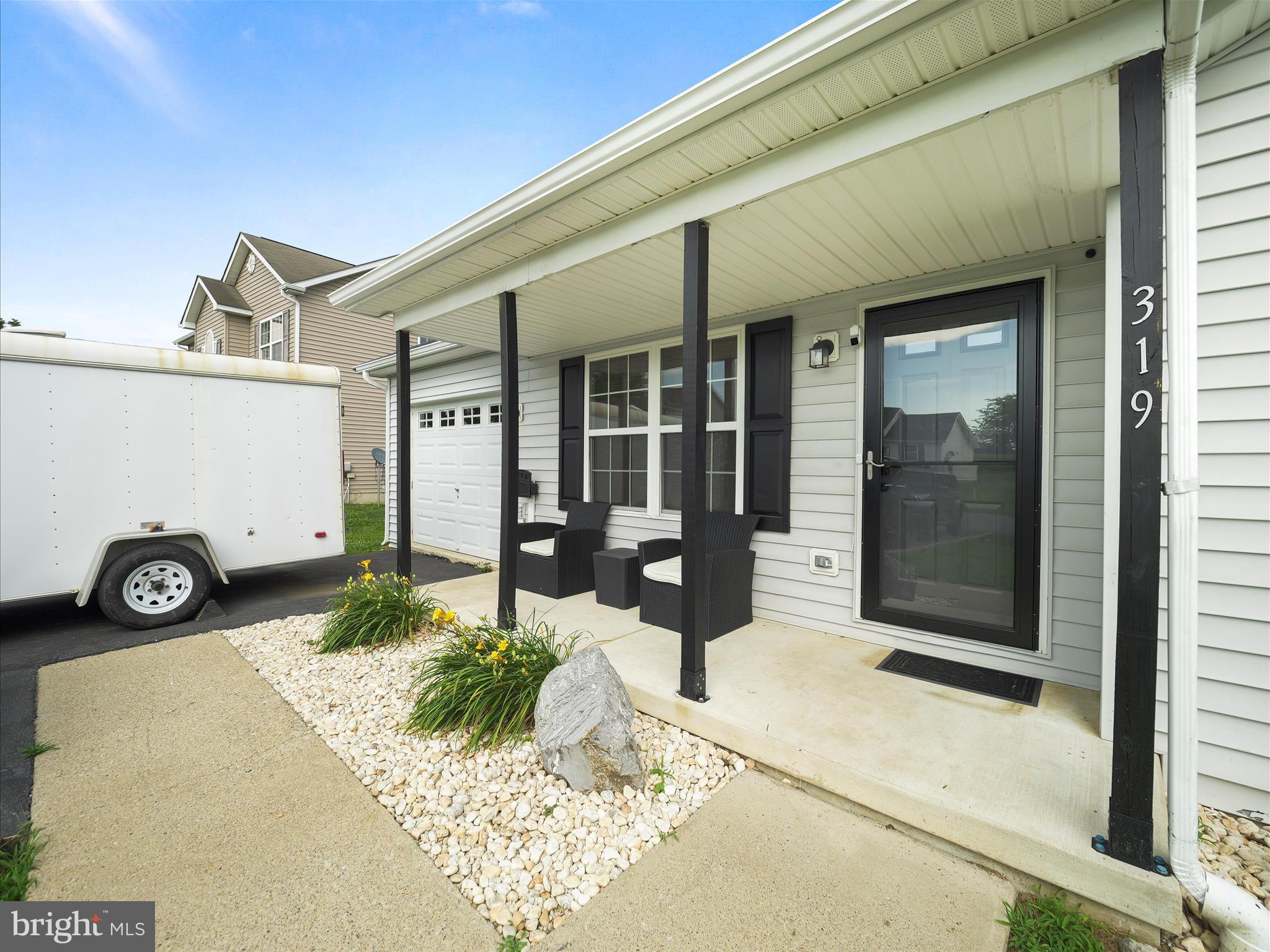 RIDGEFIELD - Residential